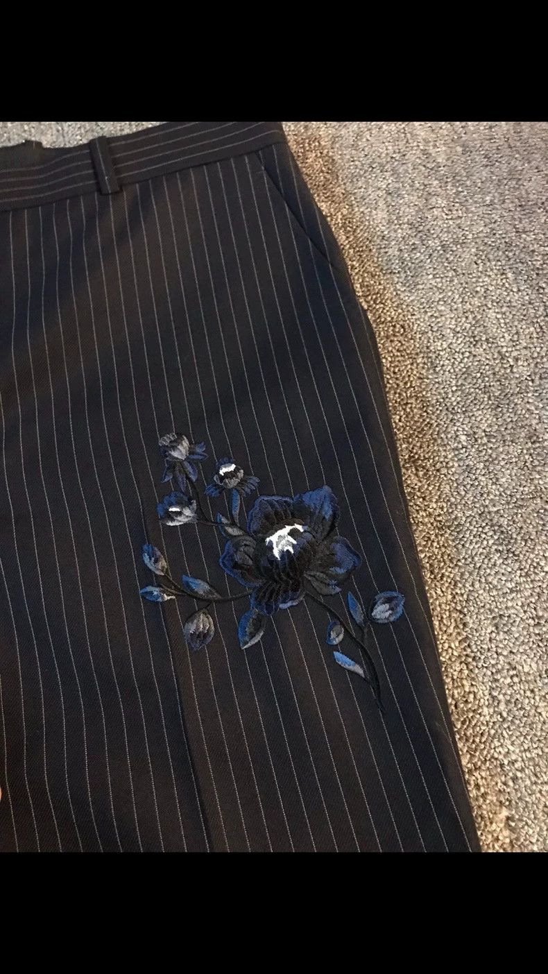Alexander McQueen Black Pinstripe Pants with Floral Embroidery Size 42" / US 20 - 3 Thumbnail
