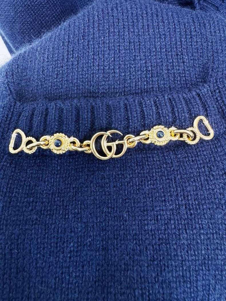 Gucci Gucci Cashmere Cardigan with Chain Detail Size S / US 4 / IT 40 - 3 Thumbnail