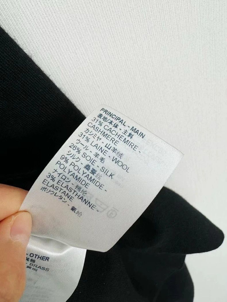 Louis Vuitton Louis Vuitton Black Cardigan with Embellishments Size S / US 4 / IT 40 - 5 Thumbnail
