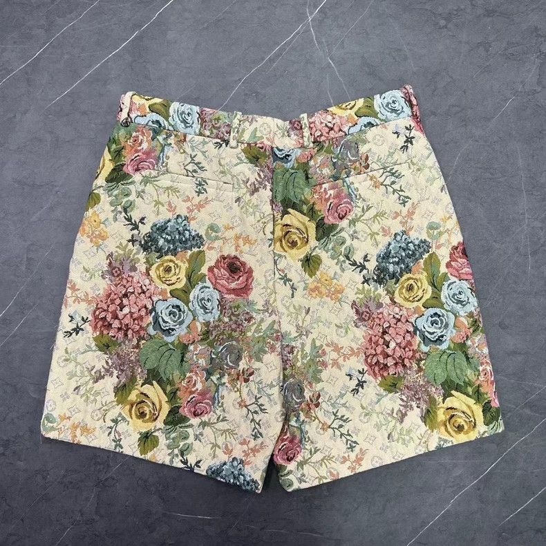 Louis Vuitton Louis Vuitton Floral Print Casual Shorts Size 42" / US 20 - 2 Thumbnail
