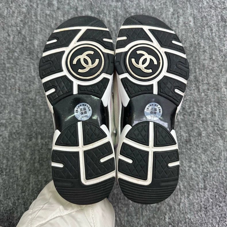 Chanel Chanel Colorful Suede Athletic Sneakers Size 36.5 Size US 6 / IT 36 - 4 Thumbnail