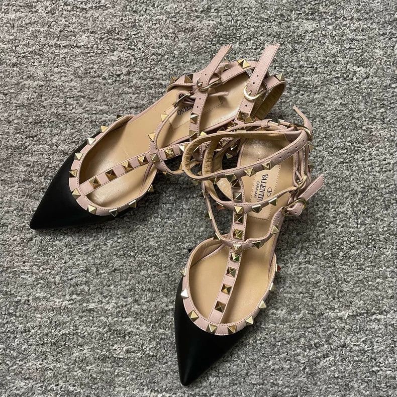 Valentino Valentino Black High Heels with Studs Size US 6 / IT 36 - 2 Thumbnail