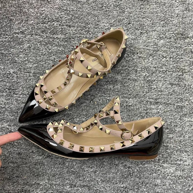 Valentino Valentino Black Patent Flat Shoes 35.5 Size US 5 / IT 35 - 2 Thumbnail