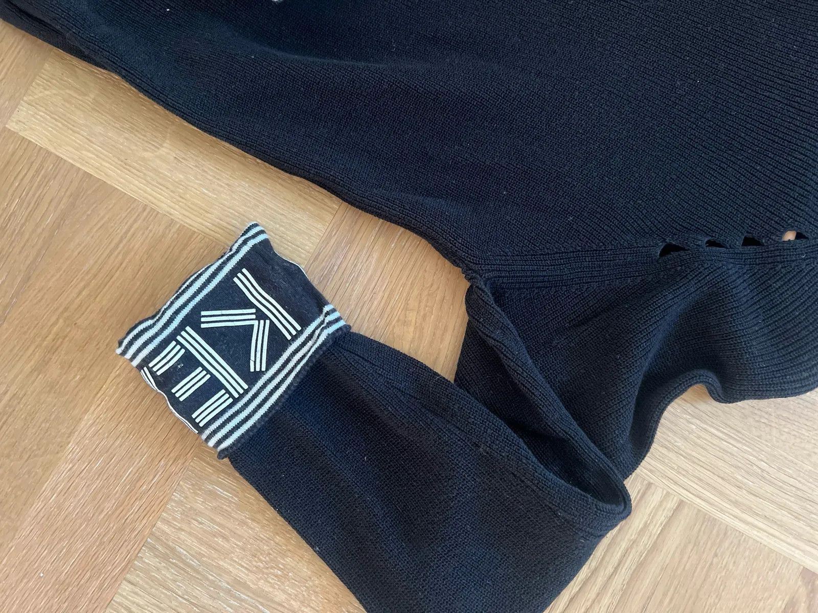 Kenzo Kenzo Reversable cuffs Sweater Size XS / US 0-2 / IT 36-38 - 4 Thumbnail
