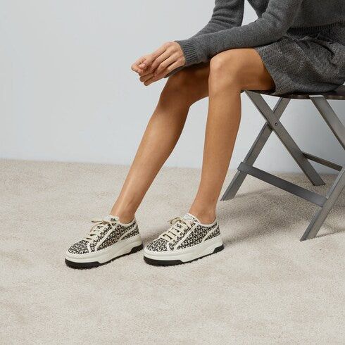 Gucci Gucci GG Trainer Platform Sneakers SIZE 41 Size ONE SIZE - 4 Thumbnail