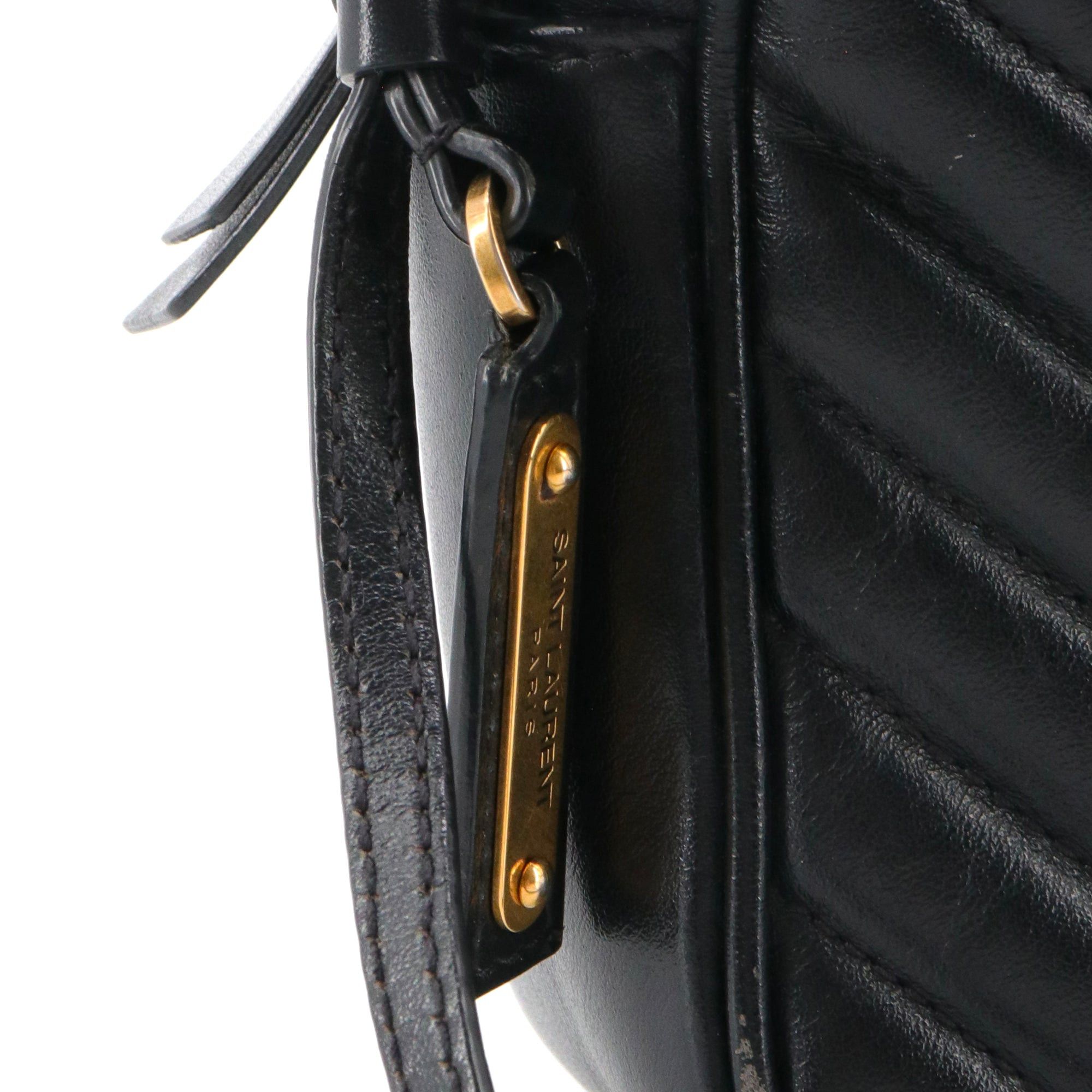 Saint Laurent Paris SAINT LAURENT - Lou Saint Laurent shoulder bag in black chevron leather Size ONE SIZE - 6 Thumbnail