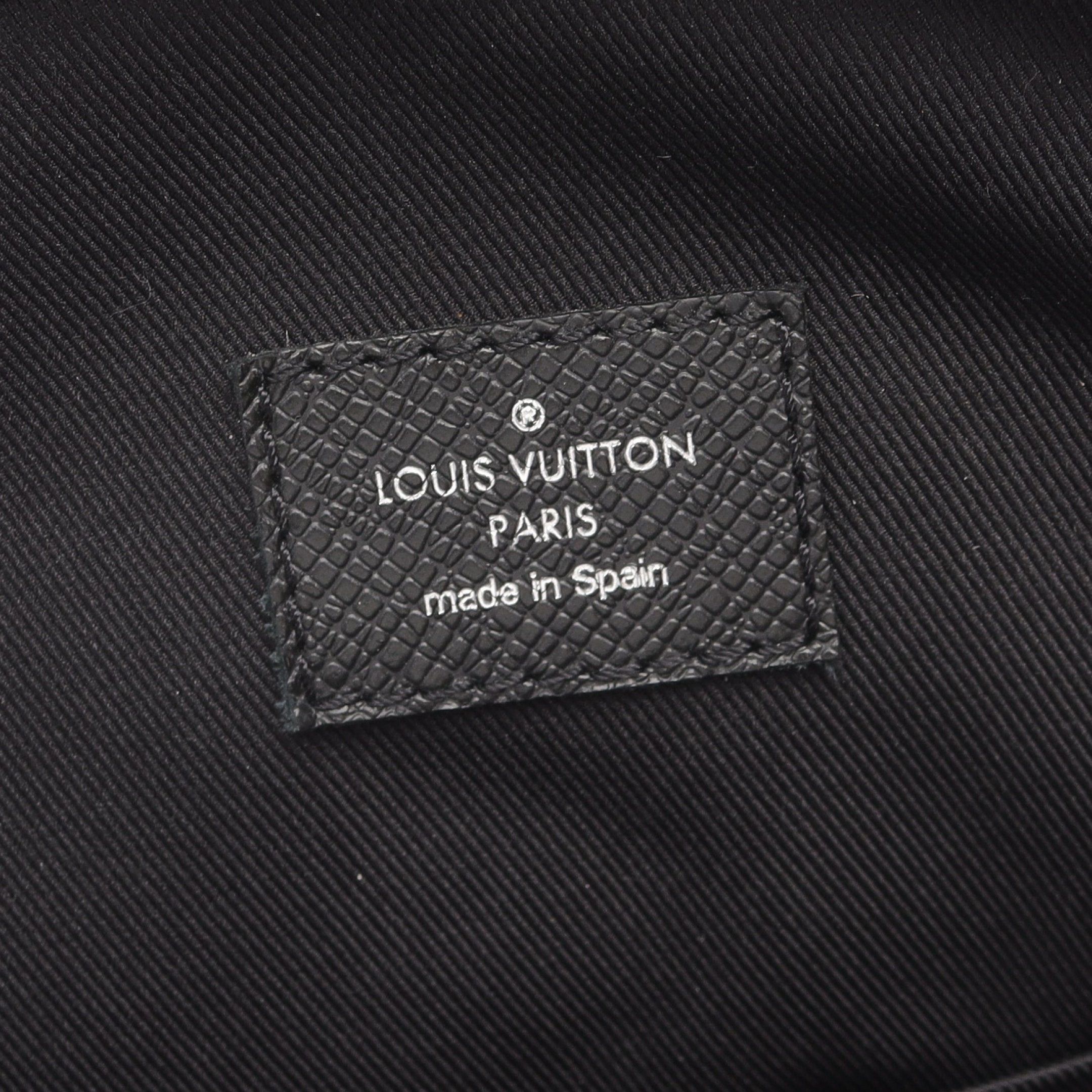 Louis Vuitton Louis Vuitton Avenue Sling Bag Taiga Body Leather Black Size ONE SIZE - 4 Thumbnail