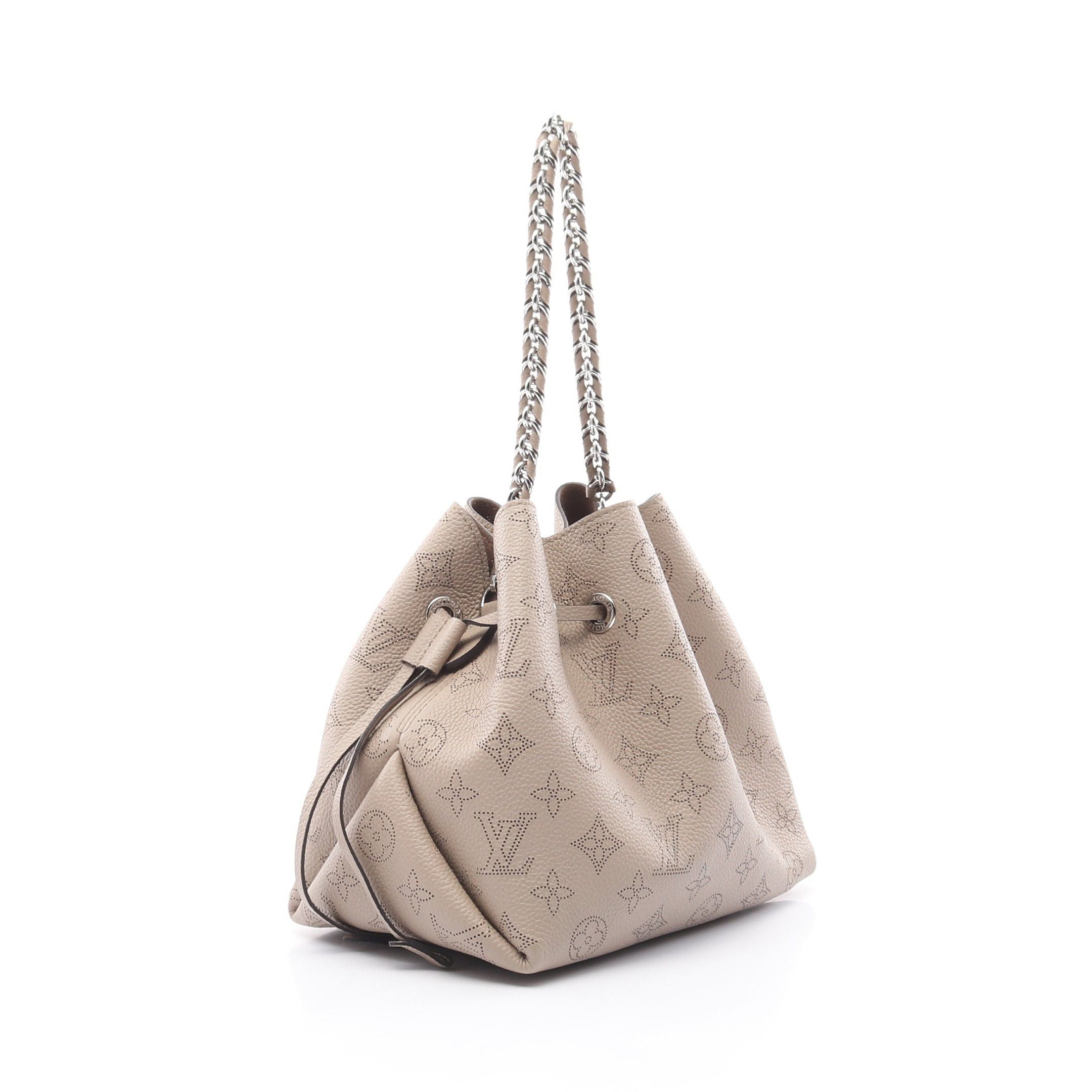 Louis Vuitton Louis Vuitton Bella Mahina Carré Chain Handbag Leather Gray Beige Size ONE SIZE - 2 Thumbnail