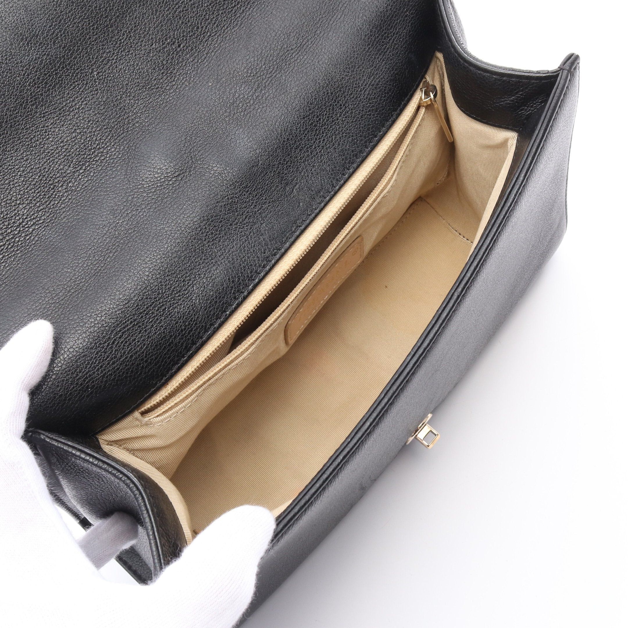 Chanel Chanel Matelasse Click Label Chain Shoulder Bag Leather Black Gold Hardware Size ONE SIZE - 3 Thumbnail