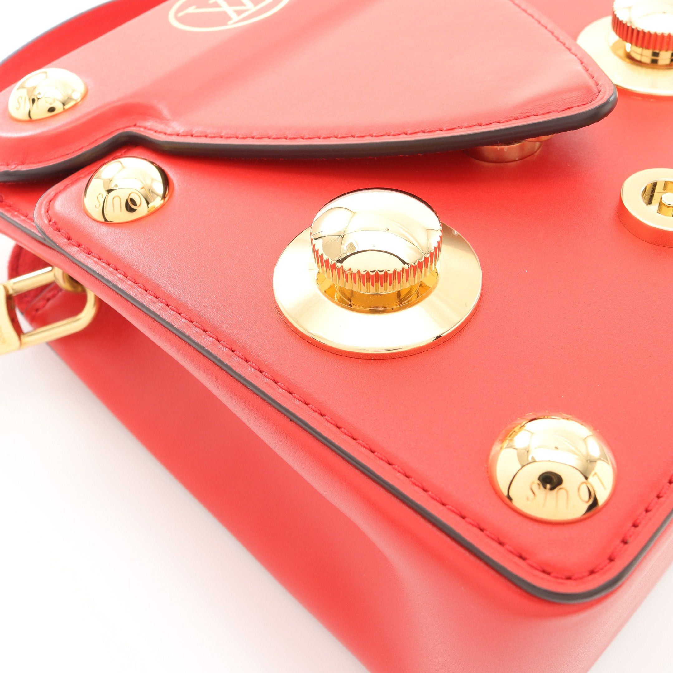 Louis Vuitton Louis Vuitton S Lock Bag Xl Handbag Leather Red Size ONE SIZE - 7 Thumbnail