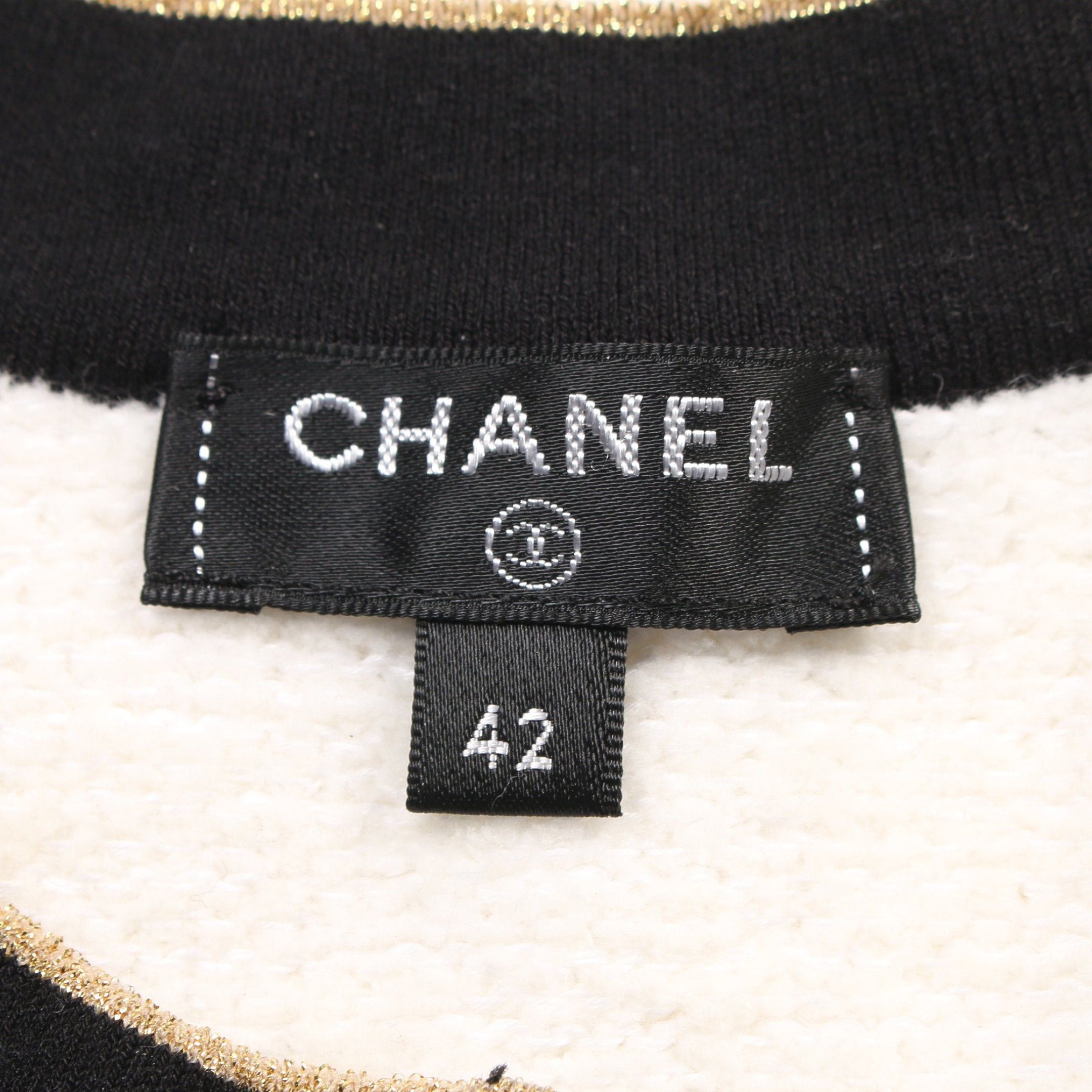 Chanel Chanel Cocomark Button Pile One Piece Long Sleeve Cotton White Black Size ONE SIZE - 3 Thumbnail