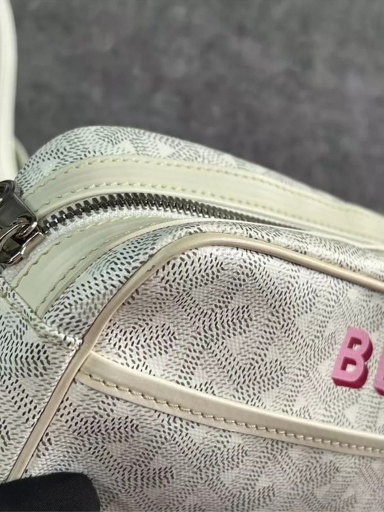 Goyard Goyard White Bear Camera Bag with Label-yf Size ONE SIZE - 3 Thumbnail