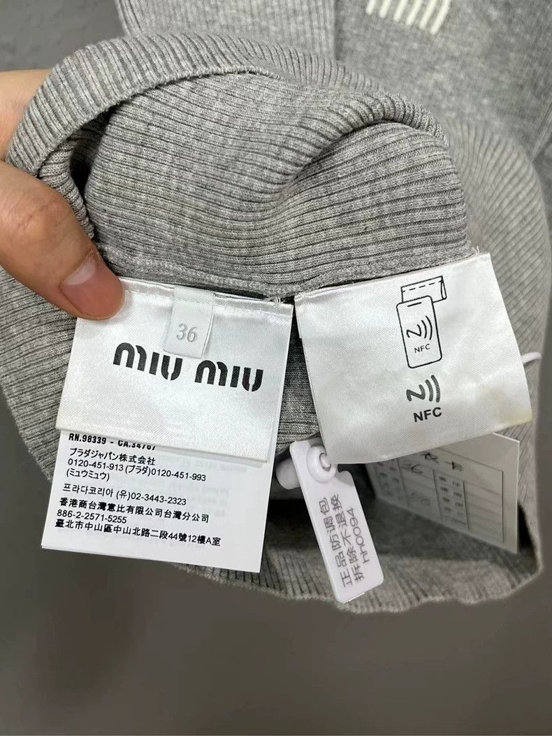 Prada Miumiu Logo Tank Top in Grey Color-yf Size S / US 4 / IT 40 - 4 Thumbnail