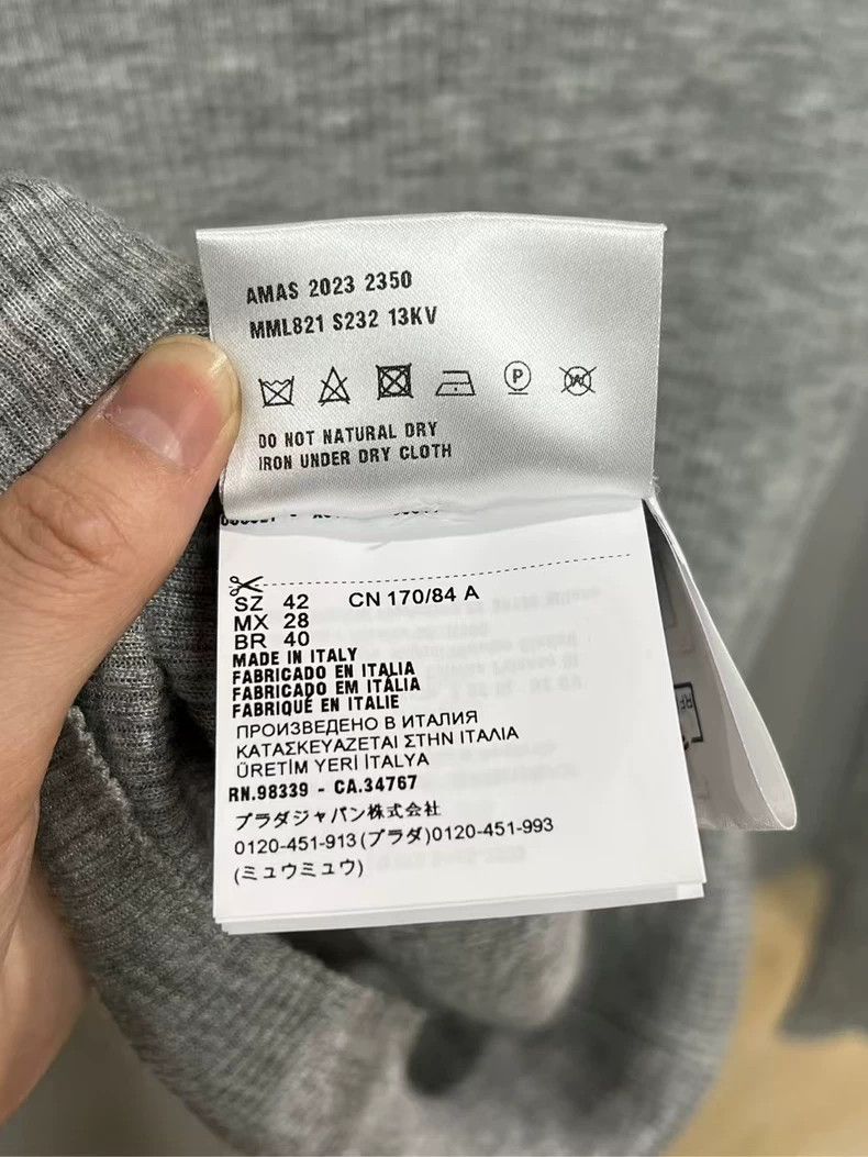 Prada Miumiu Gray Long Sleeve Fitted Top-yf Size L / US 10 / IT 46 - 4 Thumbnail