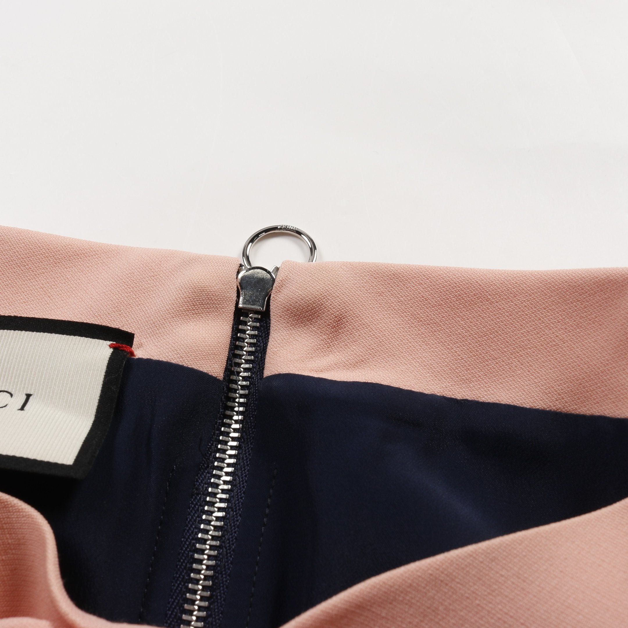 Gucci Gucci One Piece Ribbon Wool Silk Navy Pink Size ONE SIZE - 7 Thumbnail