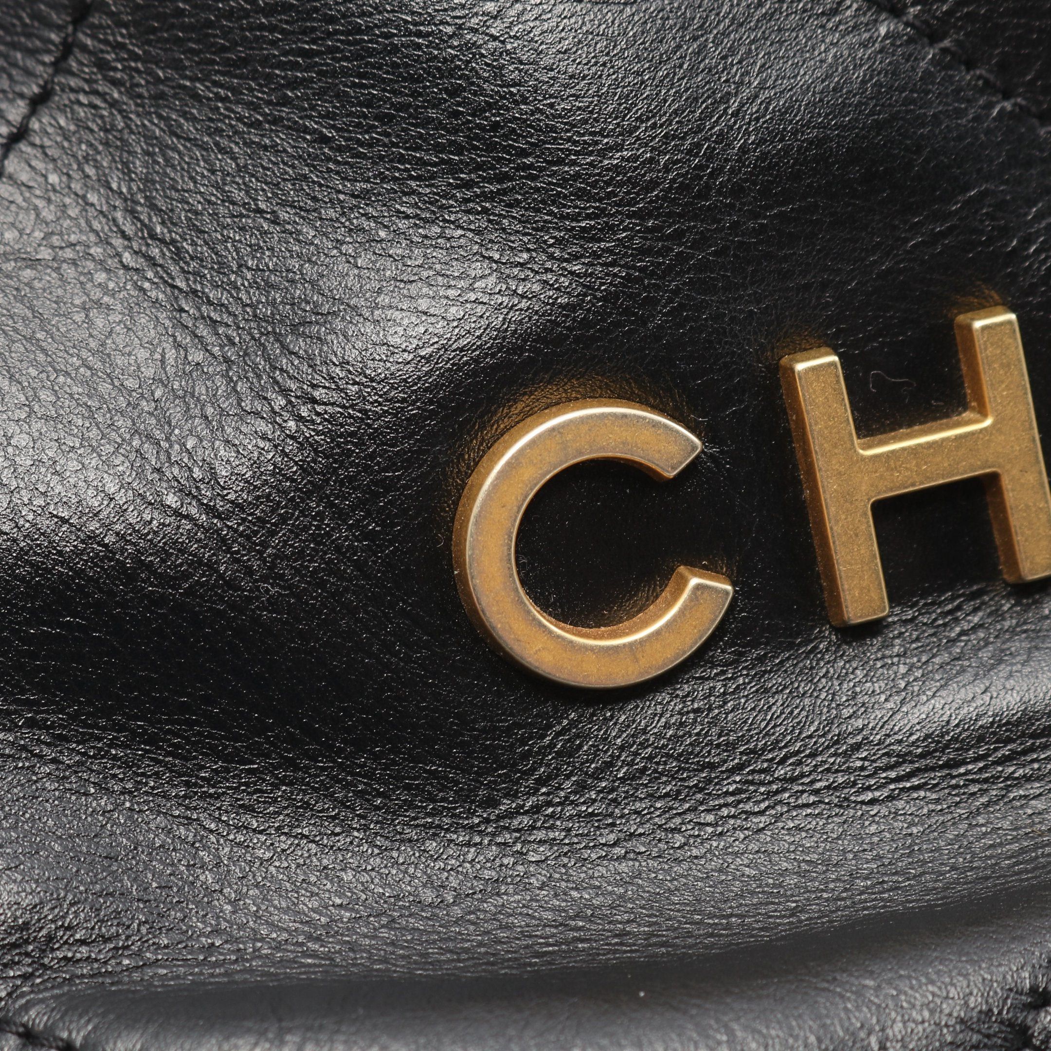 Chanel Chanel Chanel 22 Mini Chain Shoulder Bag Leather Black Gold Hardware Size ONE SIZE - 7 Thumbnail