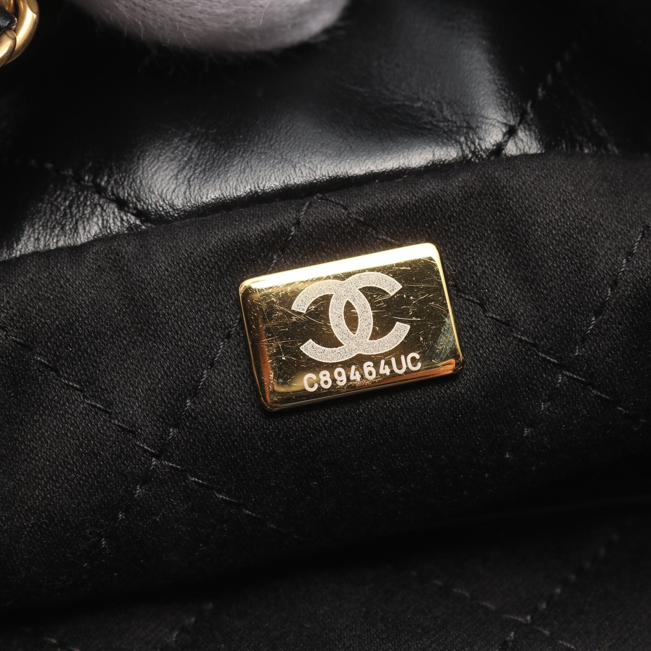 Chanel Chanel Chanel 22 Mini Chain Shoulder Bag Leather Black Gold Hardware Size ONE SIZE - 5 Thumbnail