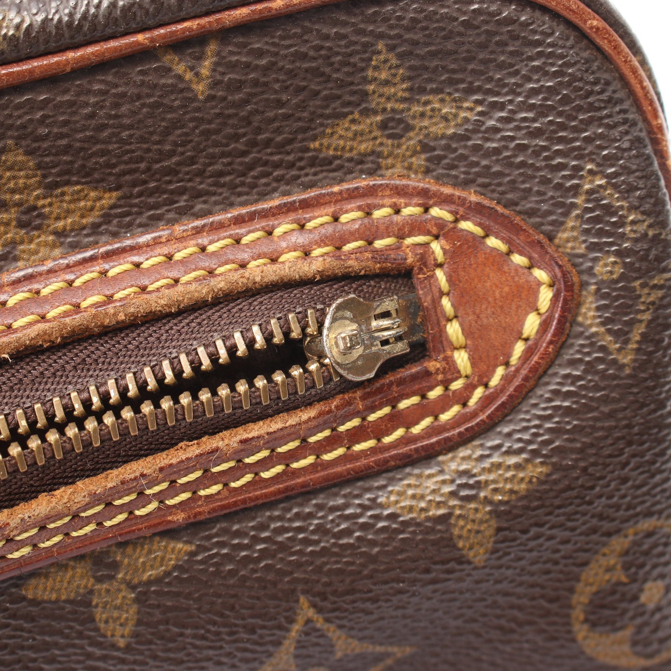 Louis Vuitton Louis Vuitton Marly Dragonne Monogram Clutch Bag Second Leather Brown Size ONE SIZE - 9 Thumbnail