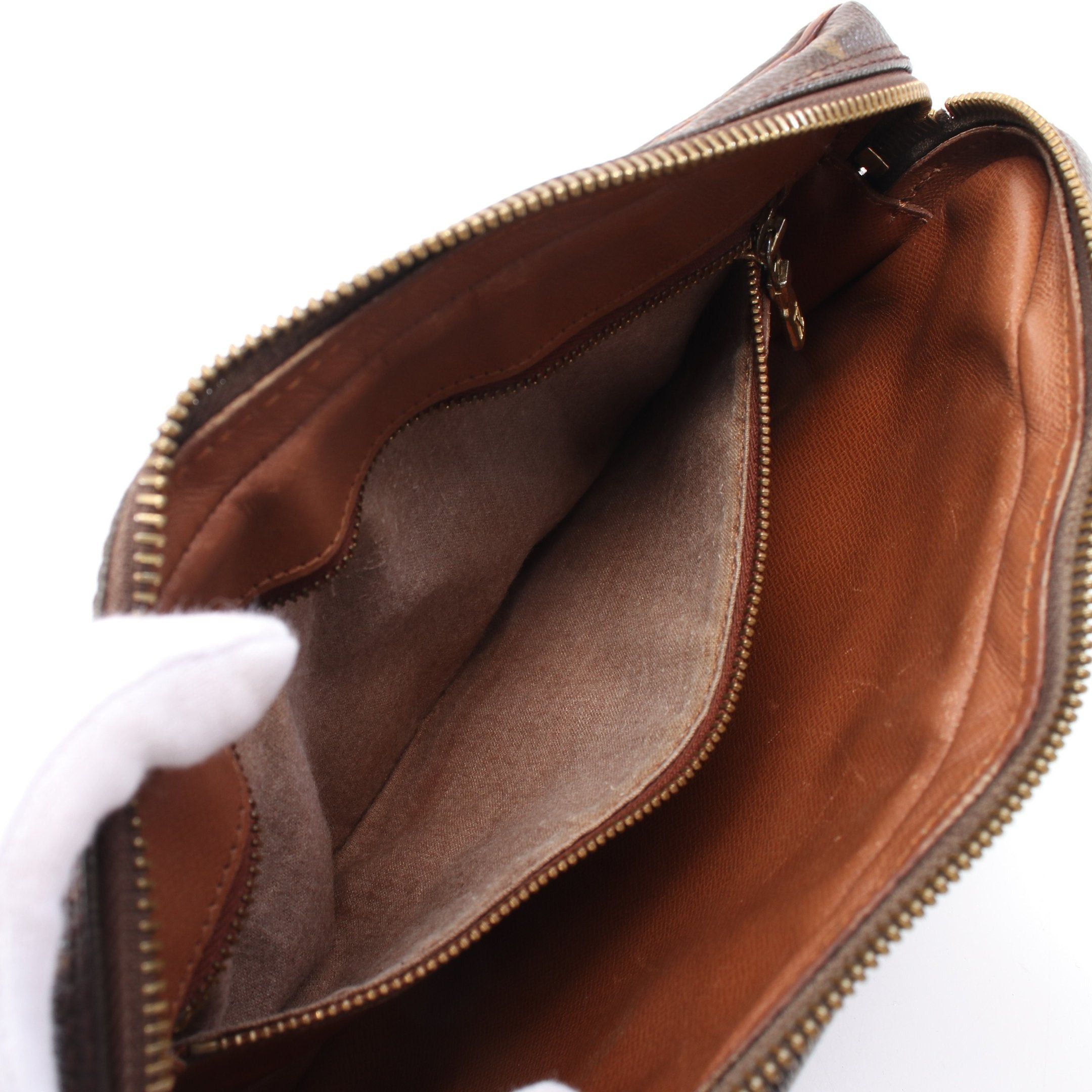 Louis Vuitton Louis Vuitton Marly Dragonne Monogram Clutch Bag Second Leather Brown Size ONE SIZE - 6 Thumbnail