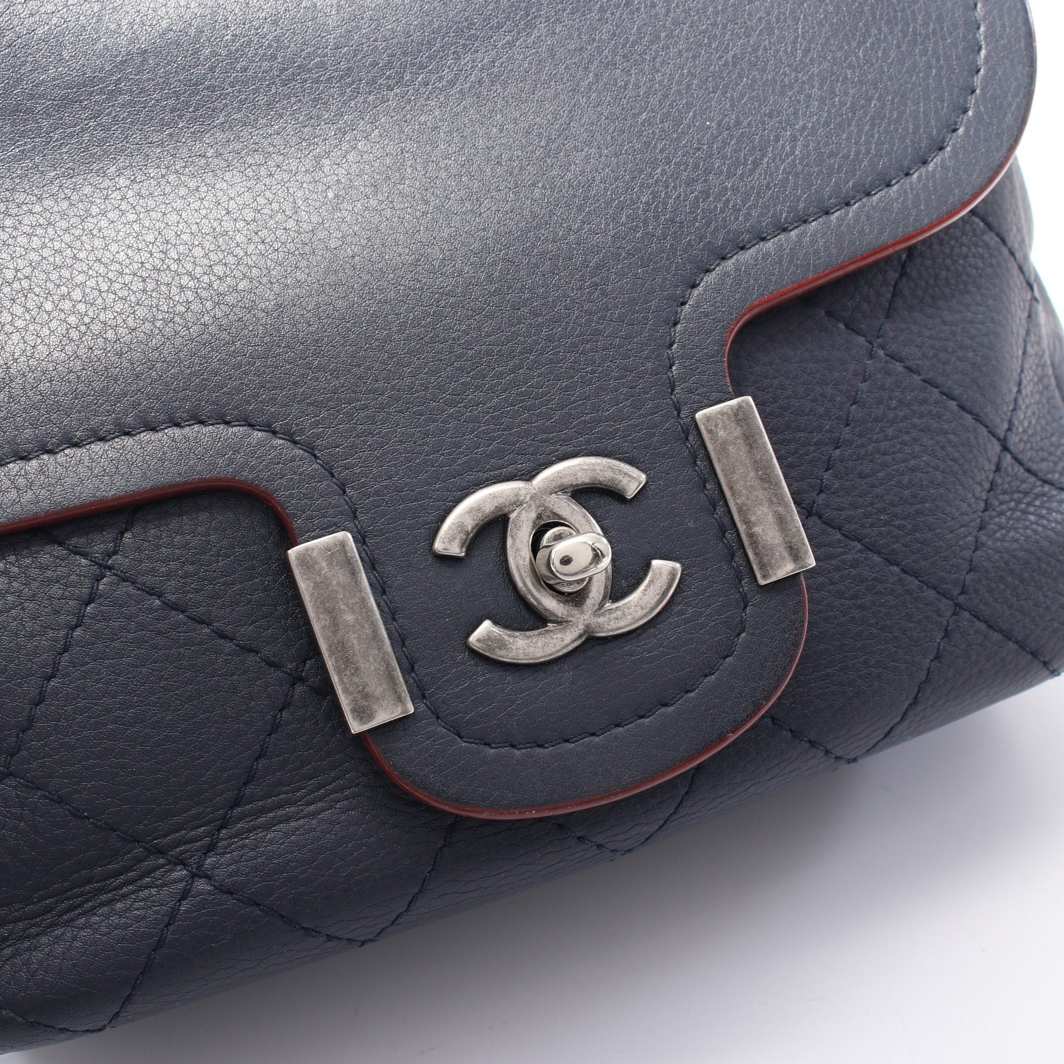 Chanel Chanel Matelasse Chain Shoulder Bag Leather Navy Antique Silver Hardware Size ONE SIZE - 10 Thumbnail