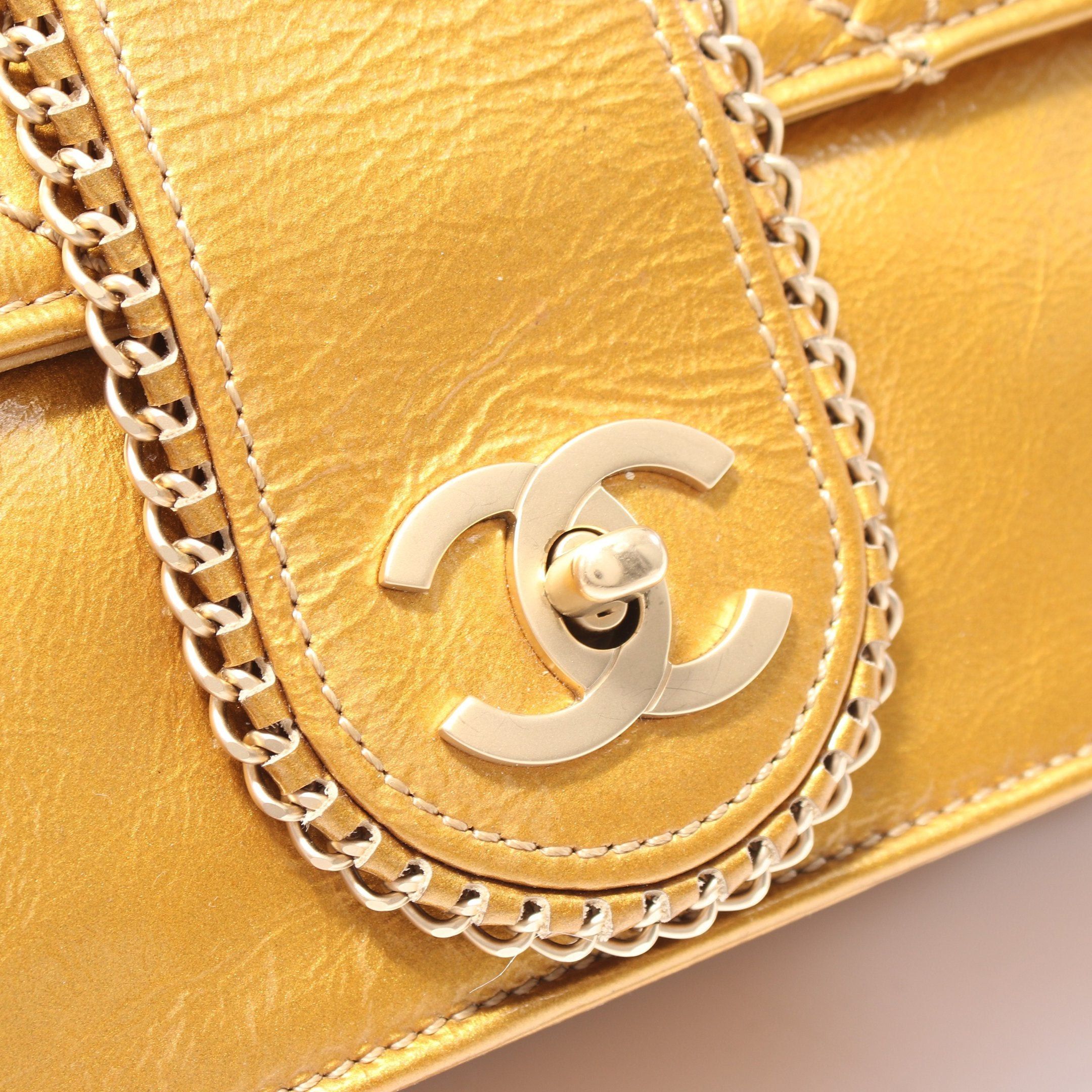 Chanel Chanel Matelasse Luxury Line Double Chain Shoulder Bag Patent Leather Gold Hardware Size ONE SIZE - 10 Thumbnail