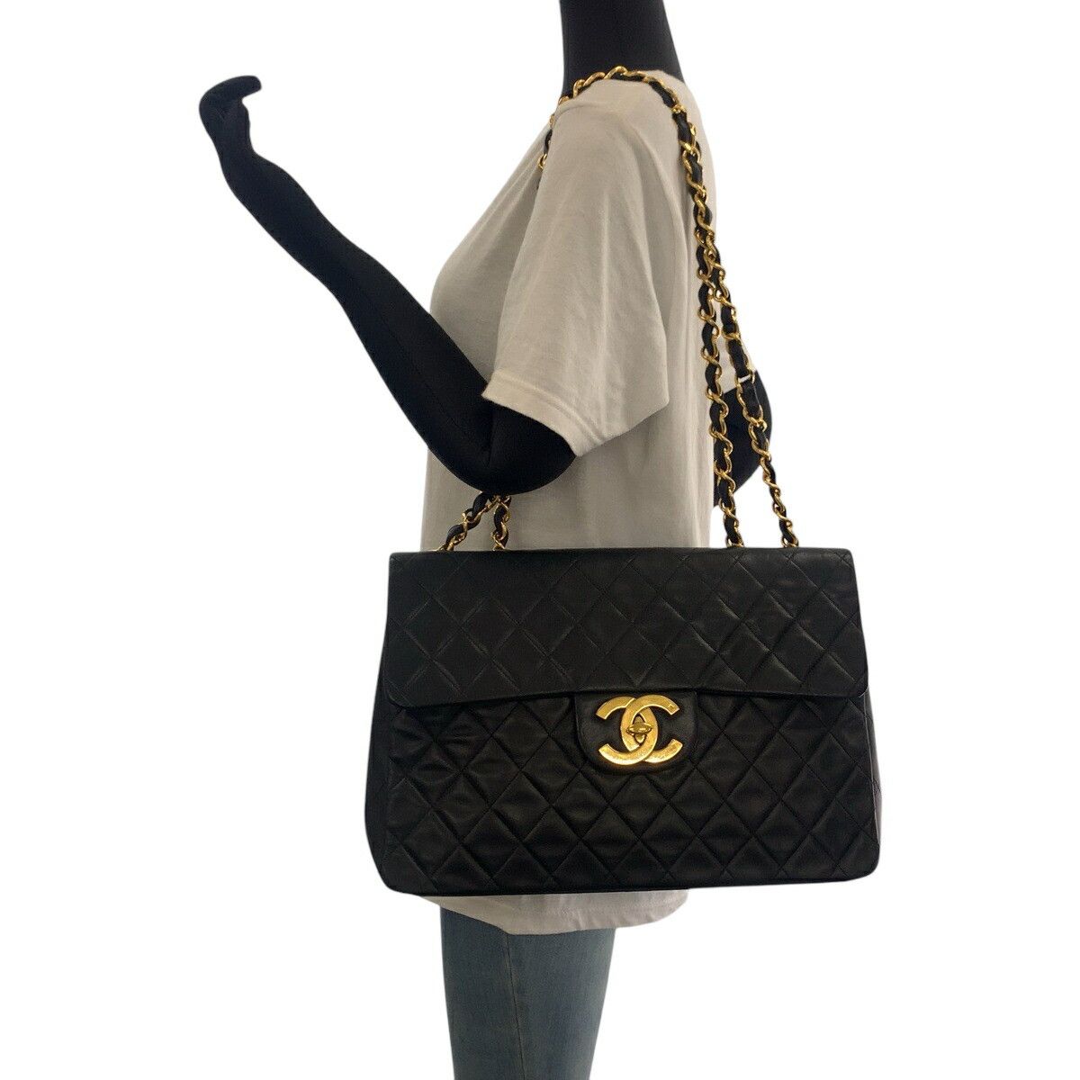 Chanel Chanel Chanel Lambskin Coco Mark Turn Lock Shoulder Bag Leather Shoulder Bag DUTY FREE for USA Size ONE SIZE - 7 Thumbnail