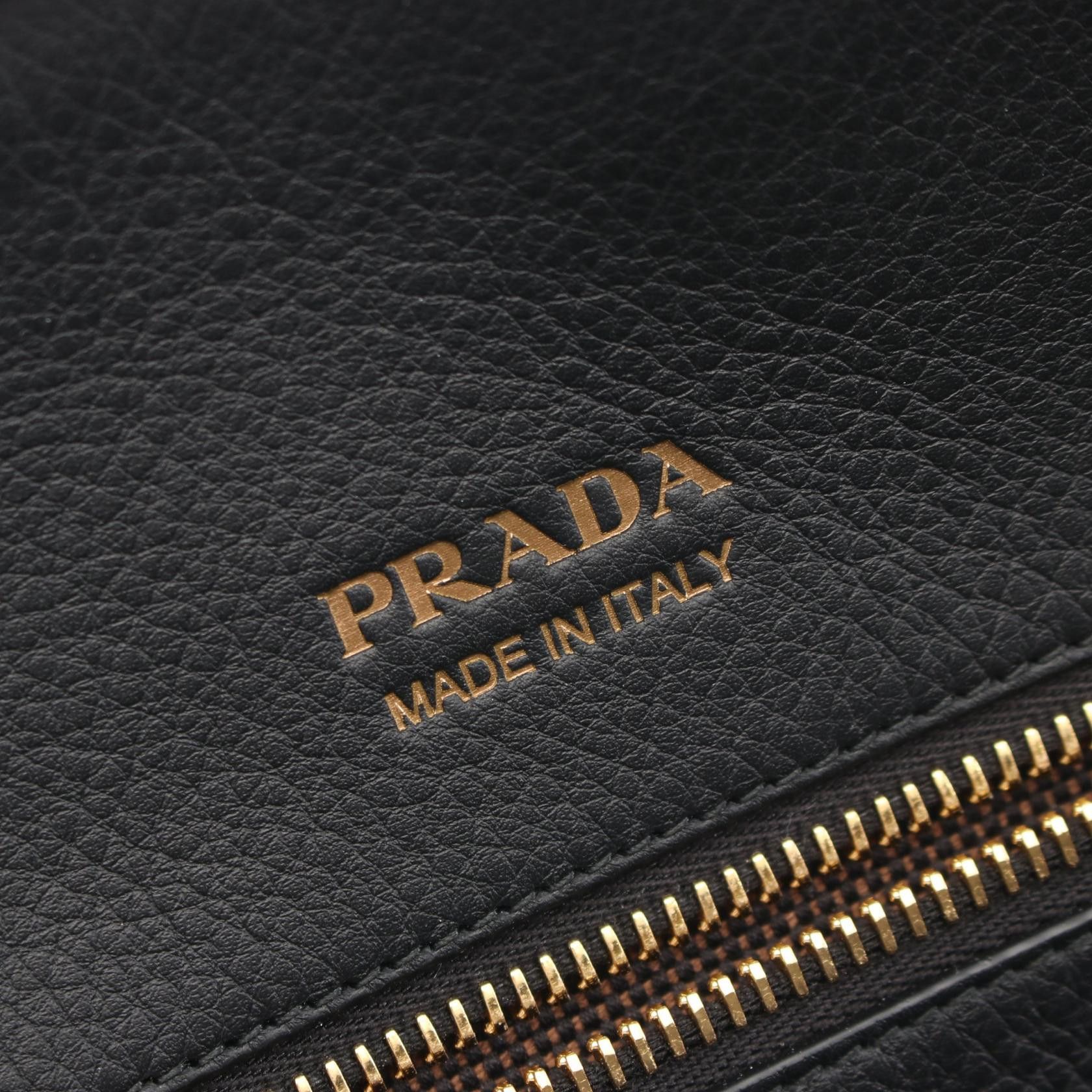 Prada Prada Soft Grain Handbag Tote Bag Leather Black Size ONE SIZE - 4 Thumbnail