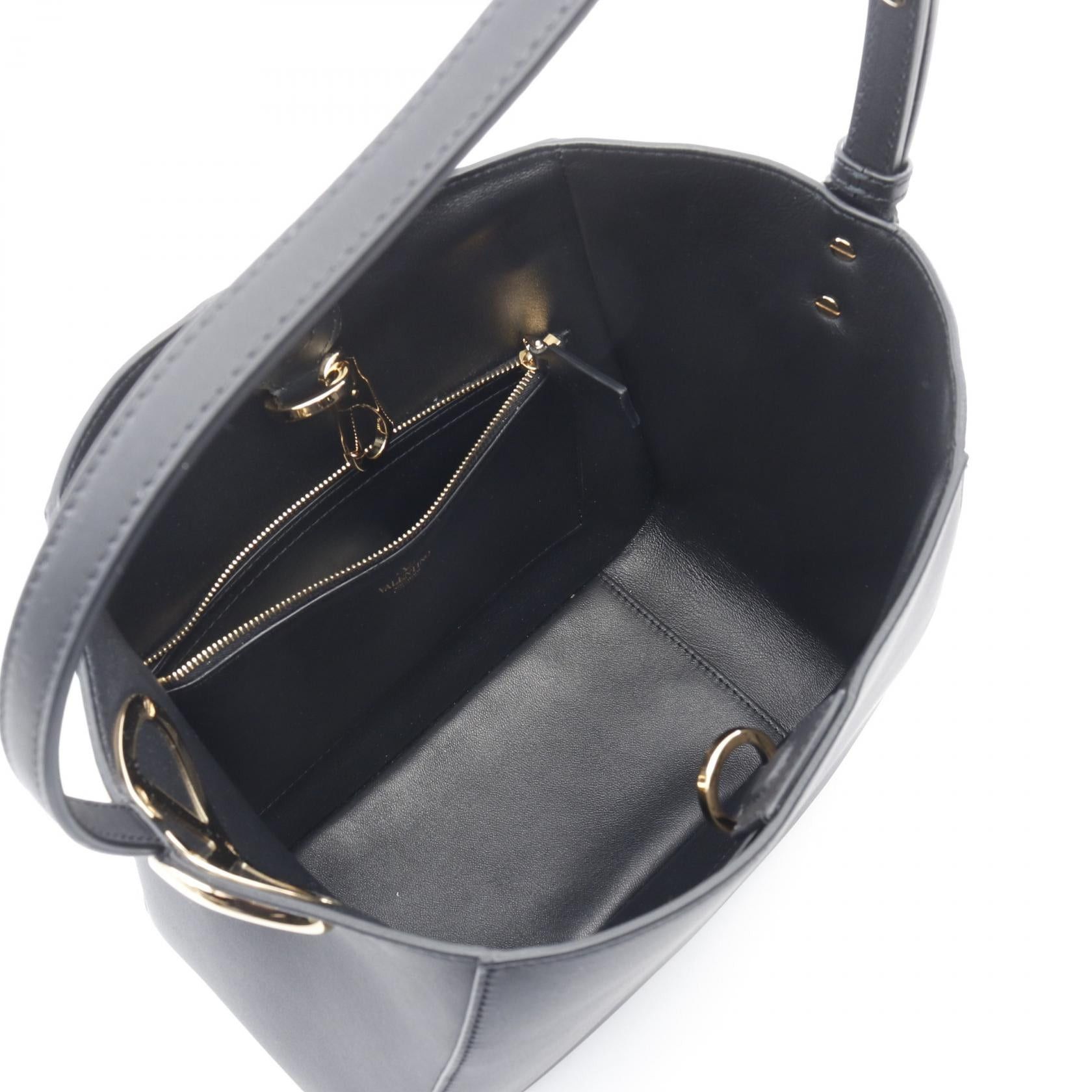 Valentino Valentino V Logo Bucket Shoulder Bag Leather Black Size ONE SIZE - 3 Thumbnail