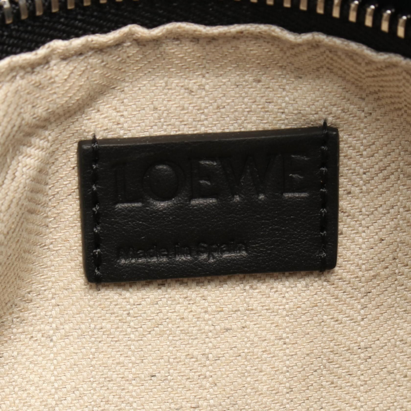 Loewe Loewe Puzzle Edge Large Handbag Leather Black Size ONE SIZE - 4 Thumbnail