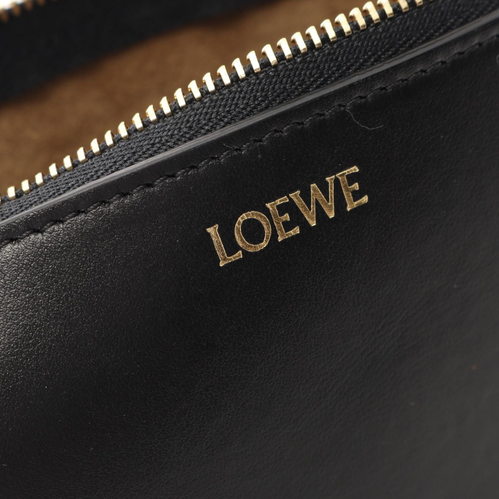Loewe Loewe Puzzle Fold Pouch Clutch Bag Leather Black Size ONE SIZE - 4 Thumbnail