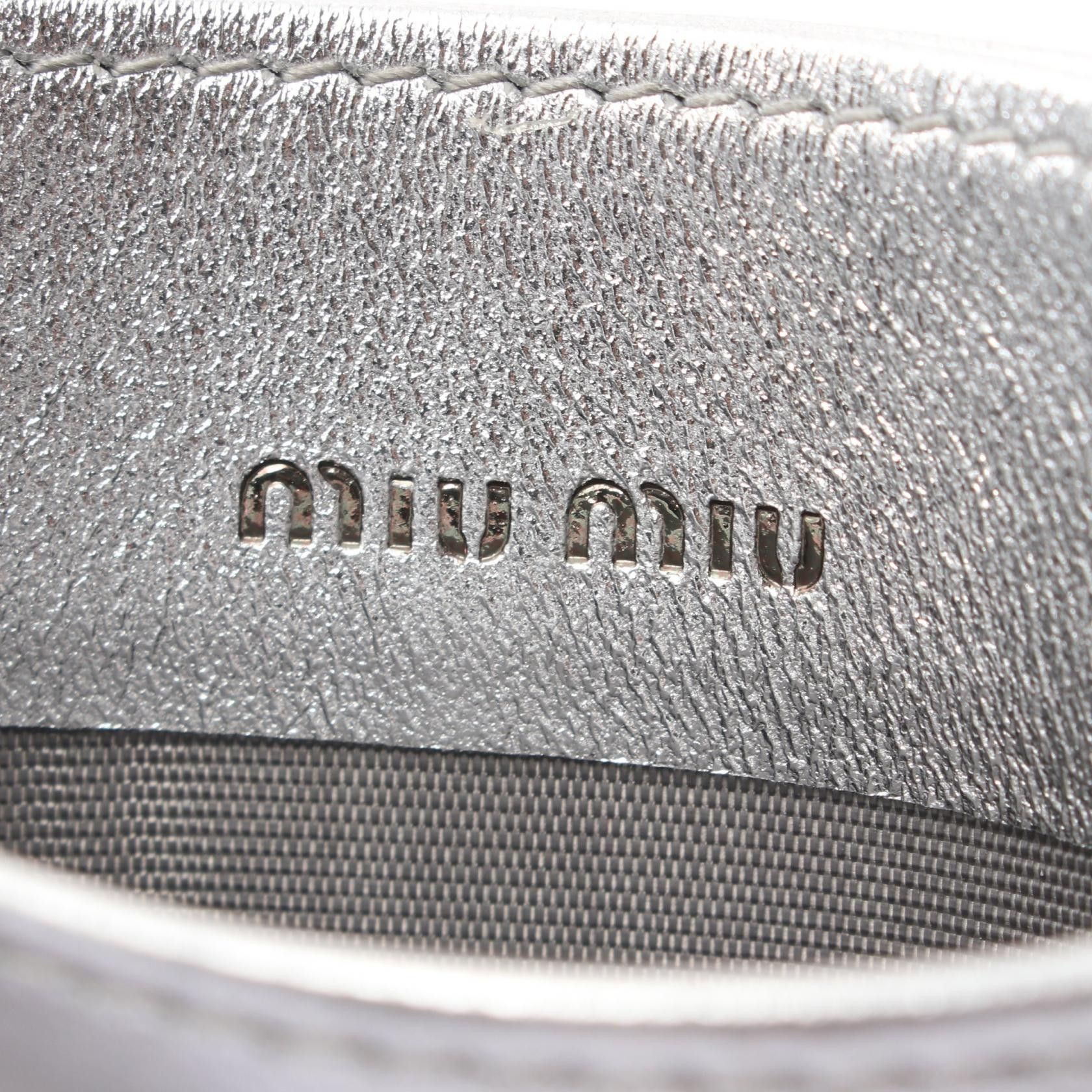 Miu Miu Miu Miu Matelasse Card Case Leather Silver Size ONE SIZE - 4 Thumbnail