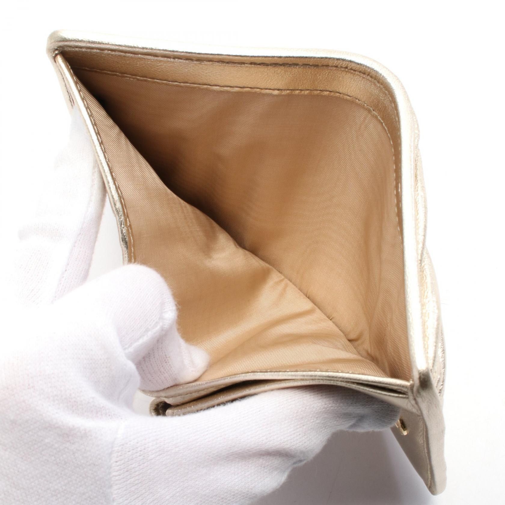 Miu Miu Miu Miu Matelasse Bi-Fold Wallet Leather Gold Size ONE SIZE - 5 Thumbnail