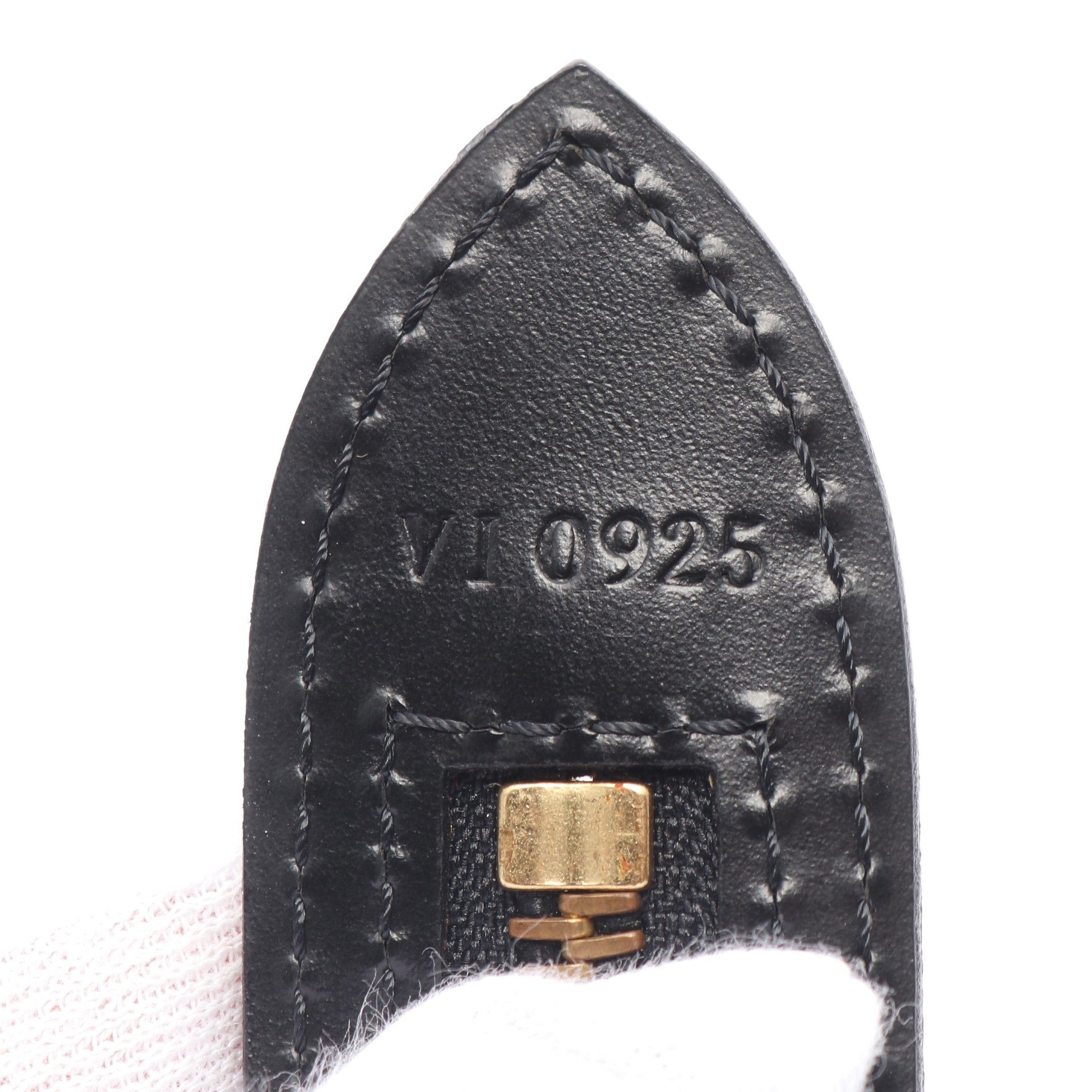 Louis Vuitton Louis Vuitton Saint-Jacques Epi Noir Handbag Leather Black Size ONE SIZE - 5 Thumbnail
