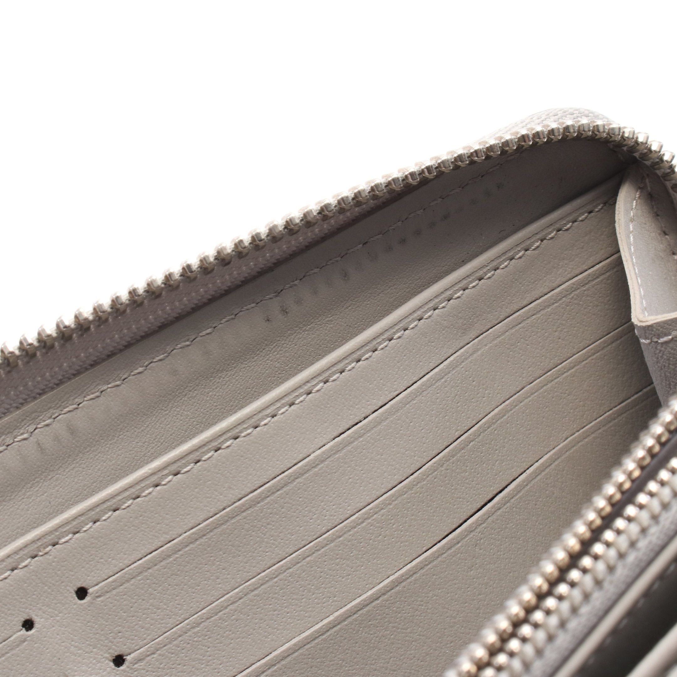 Louis Vuitton Louis Vuitton Zippy Wallet Monogram Mahina Metallic Round Zipper Leather Gray Size ONE SIZE - 5 Thumbnail