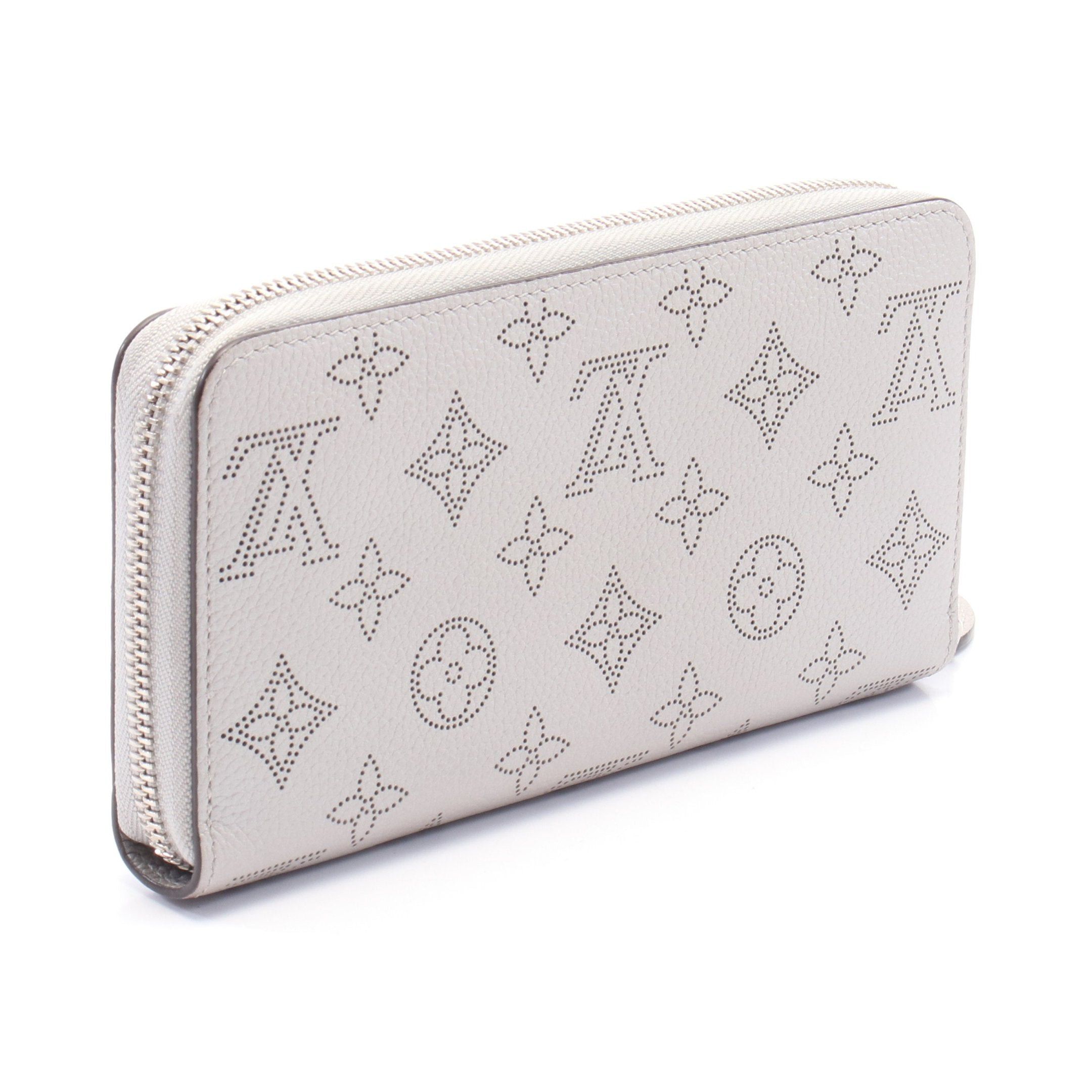 Louis Vuitton Louis Vuitton Zippy Wallet Monogram Mahina Metallic Round Zipper Leather Gray Size ONE SIZE - 2 Thumbnail