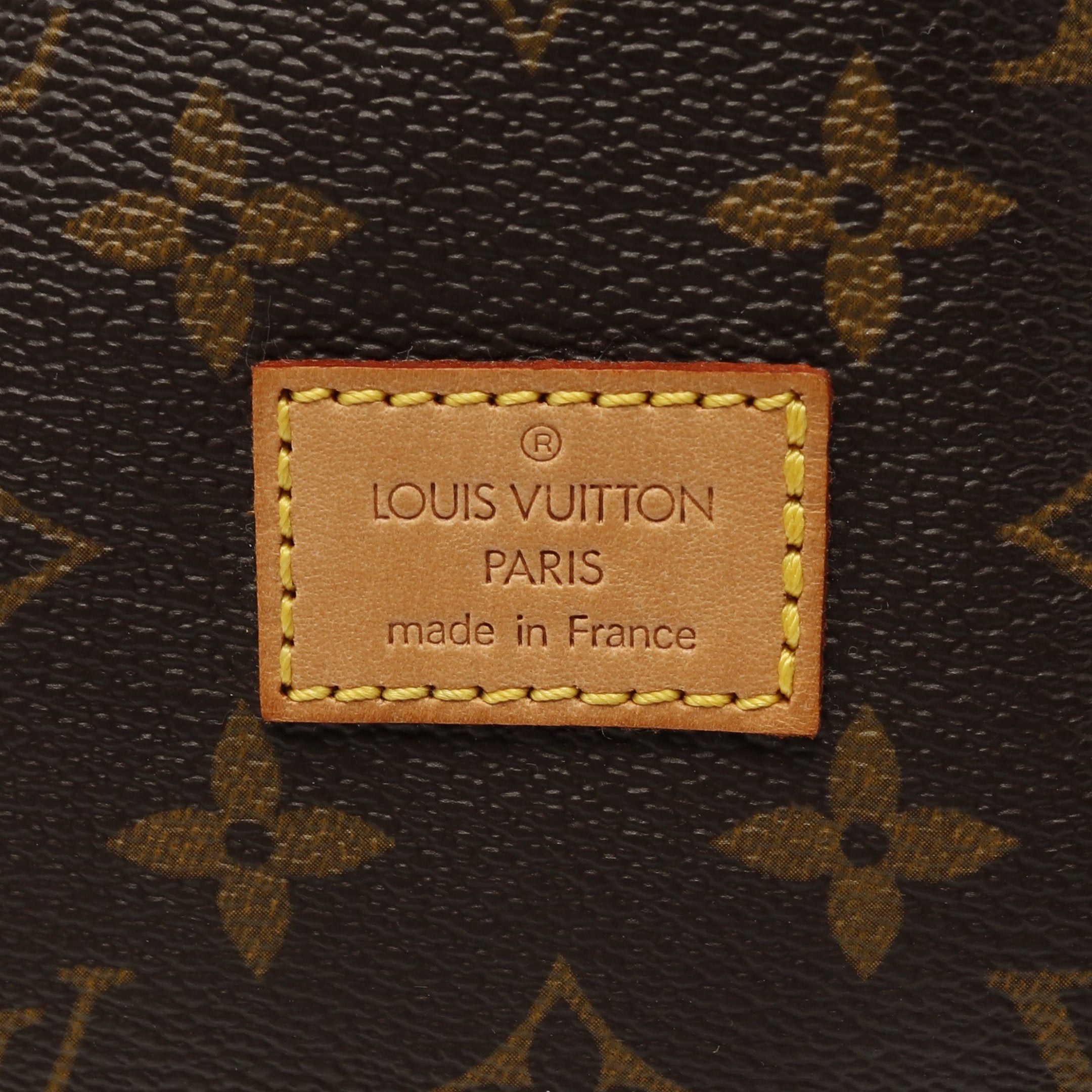 Louis Vuitton Louis Vuitton Saumur 30 Monogram Shoulder Bag Leather Brown Size ONE SIZE - 4 Thumbnail