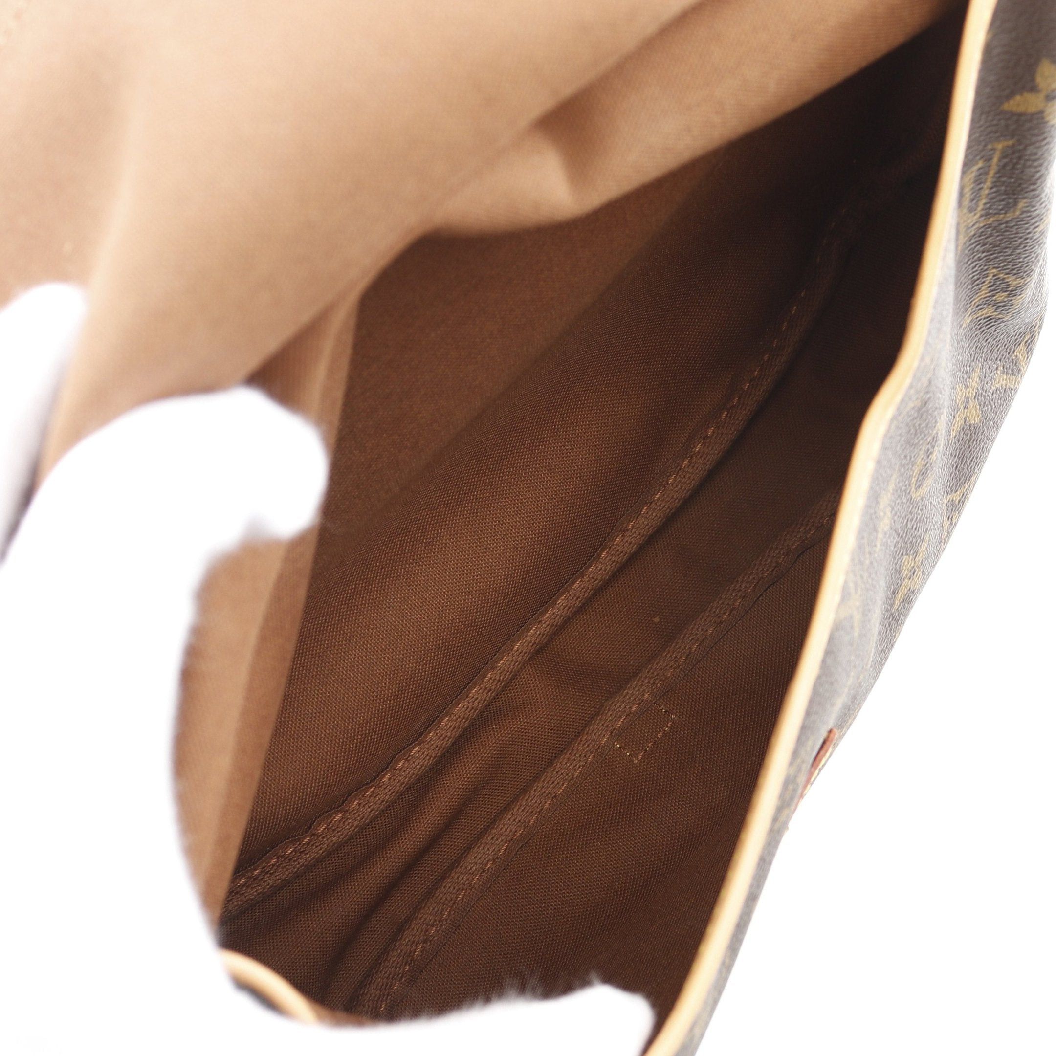 Louis Vuitton Louis Vuitton Saumur 30 Monogram Shoulder Bag Leather Brown Size ONE SIZE - 3 Thumbnail