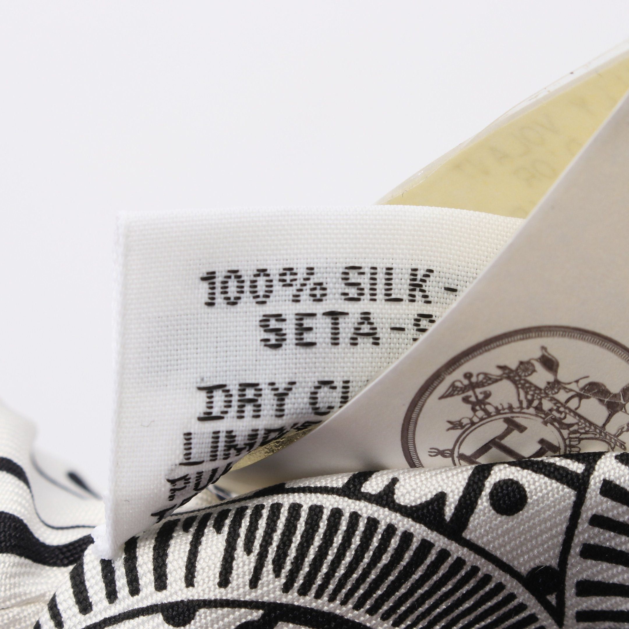 Hermes Hermes Twilly Apron Doll Ribbon Scarf Silk Off White Black Size ONE SIZE - 3 Thumbnail