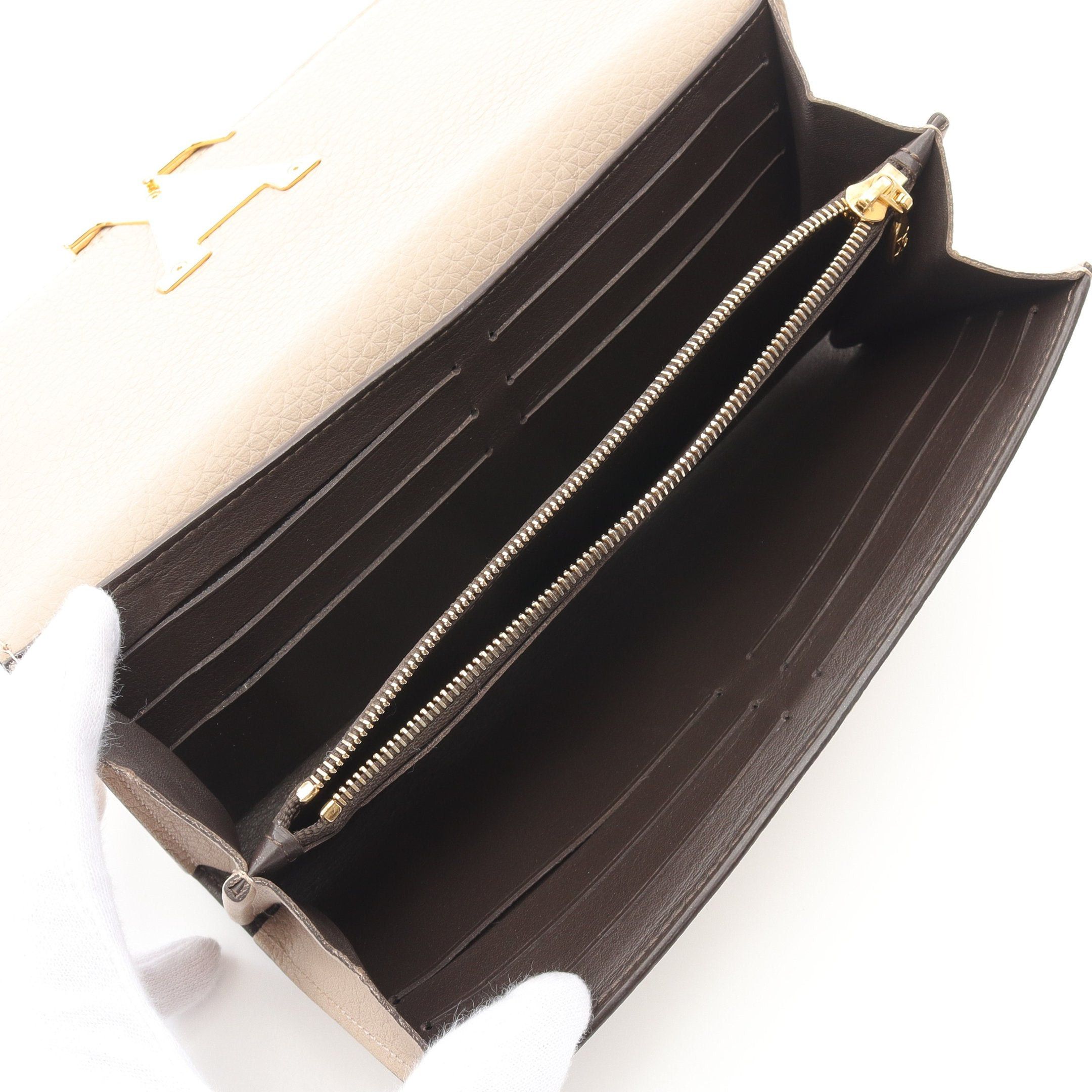Louis Vuitton Louis Vuitton Portefeuil Capucines Carré Bi-Fold Long Wallet Taurillon Leather Gray Beige Size ONE SIZE - 3 Thumbnail
