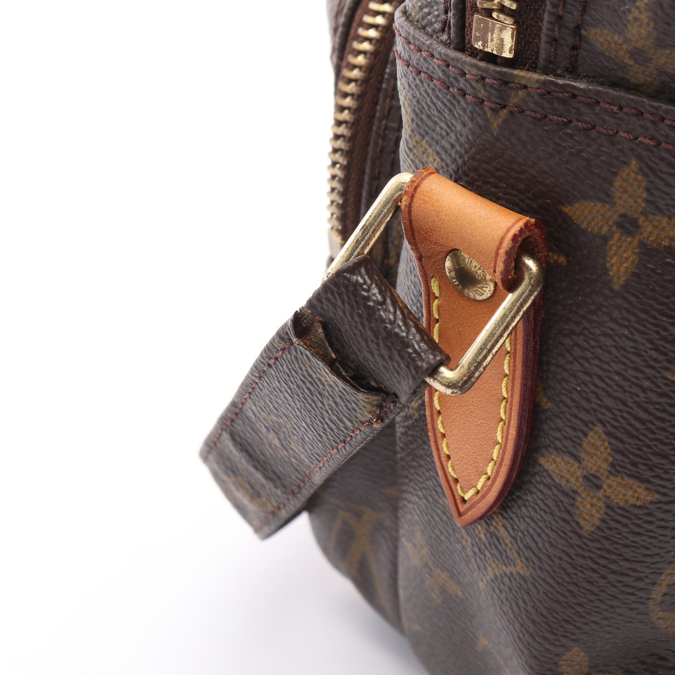 Louis Vuitton Louis Vuitton Nil Monogram Shoulder Bag Leather Brown Size ONE SIZE - 10 Thumbnail