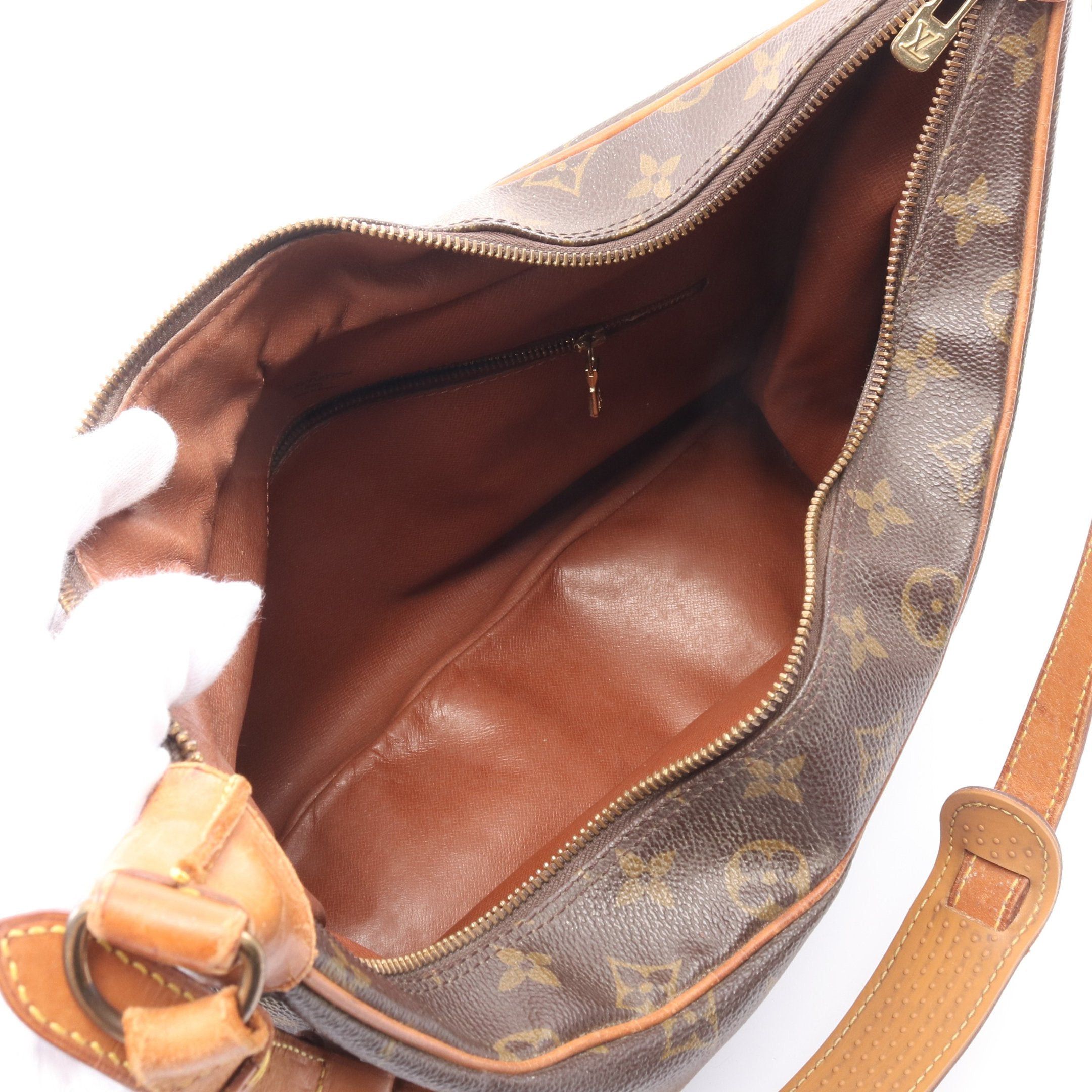 Louis Vuitton Louis Vuitton Boulogne 35 Monogram Shoulder Bag Leather Brown Size ONE SIZE - 3 Thumbnail