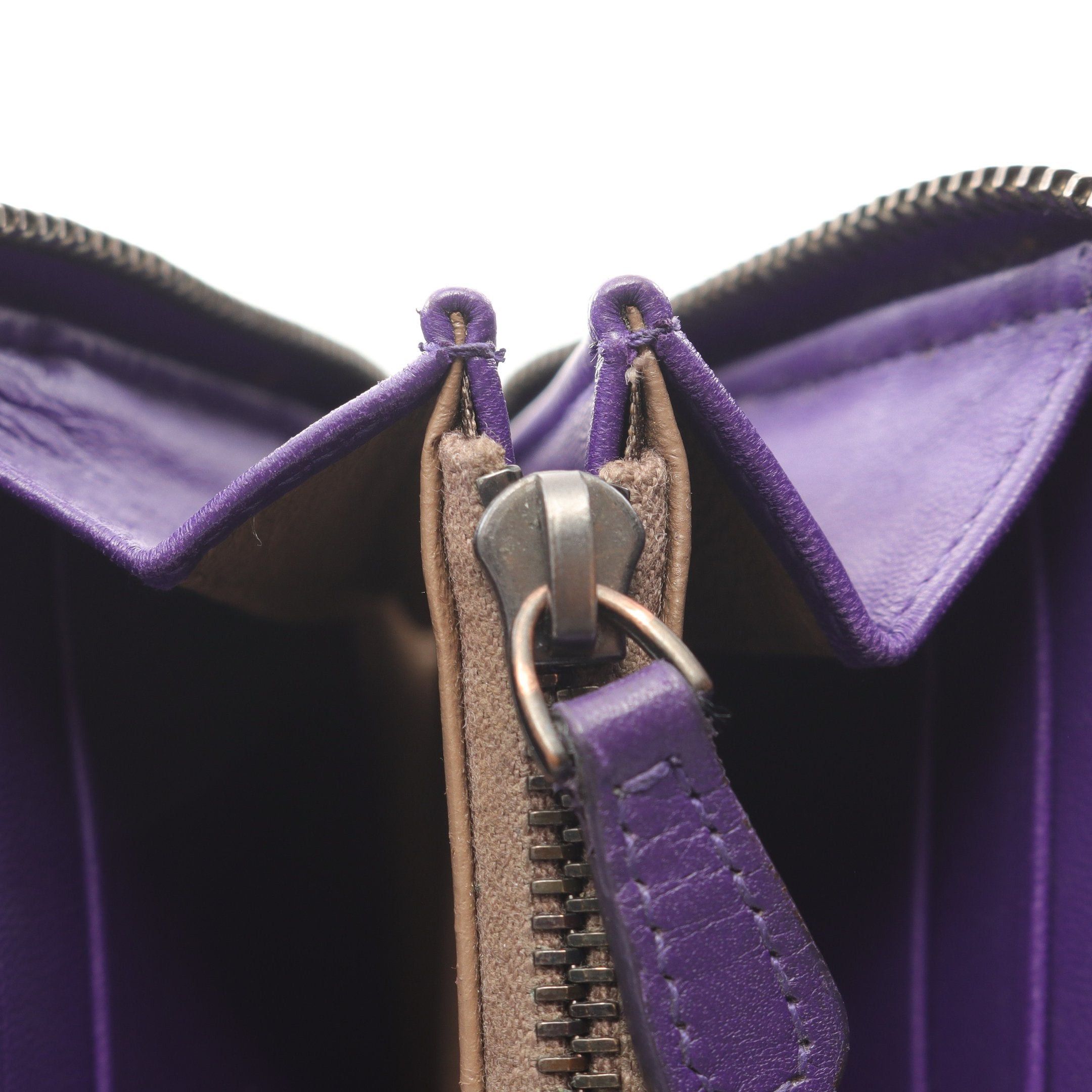 Bottega Veneta Bottega Veneta Intrecciato Round Zipper Long Wallet Leather Purple Size ONE SIZE - 12 Thumbnail