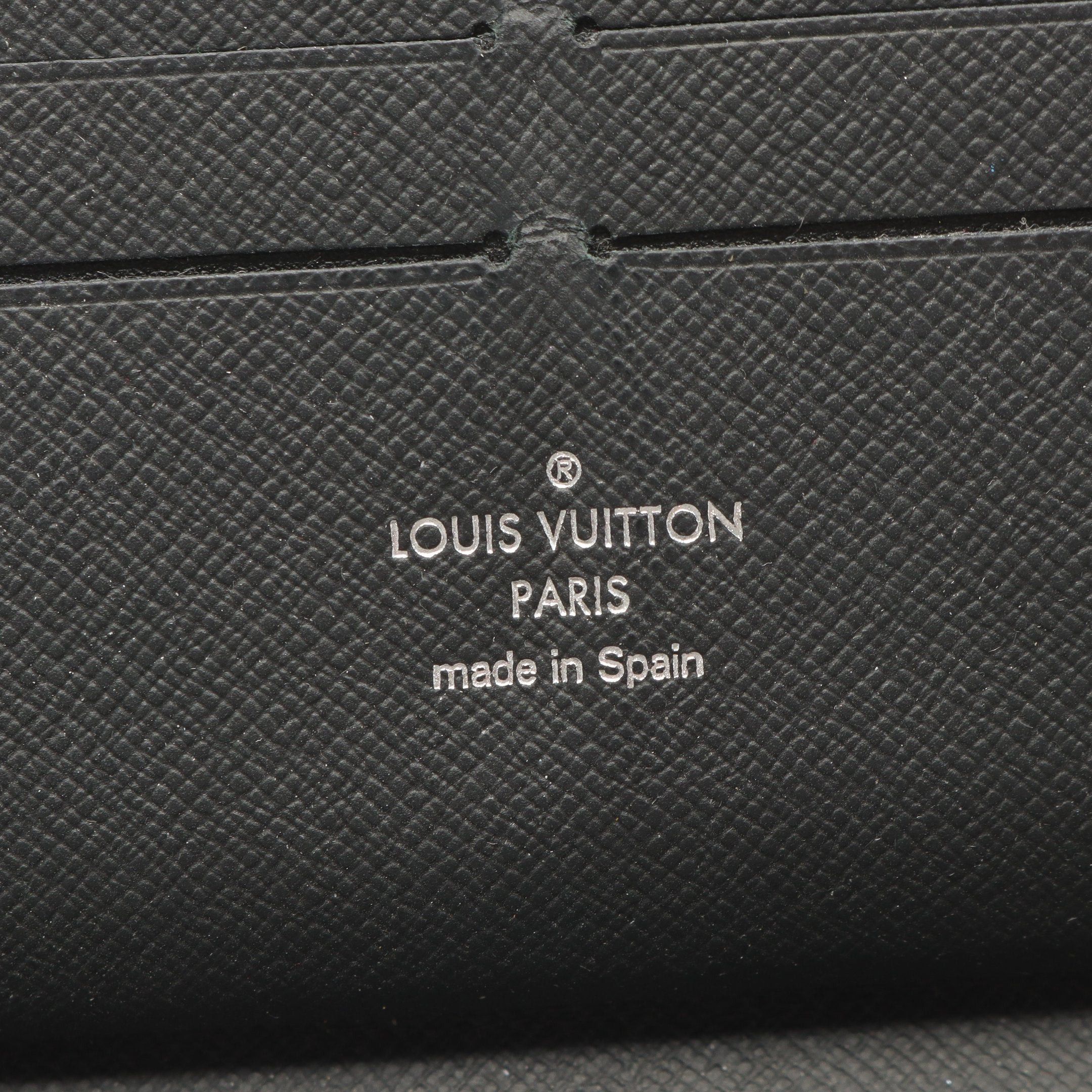 Louis Vuitton Louis Vuitton Zippy Organizer Nm Epi Noir Round Zipper Bifold Wallet Leather Black Size ONE SIZE - 4 Thumbnail