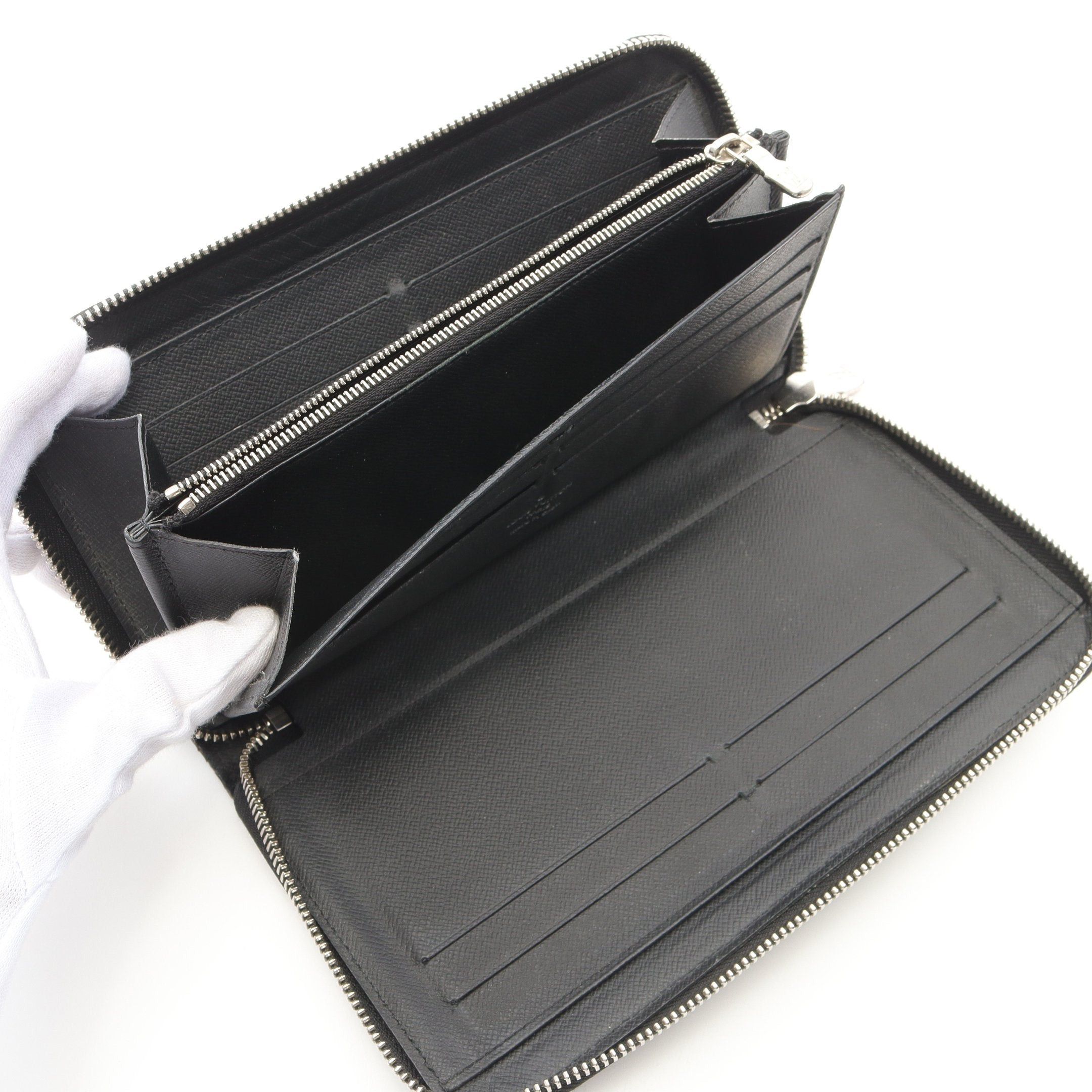 Louis Vuitton Louis Vuitton Zippy Organizer Nm Epi Noir Round Zipper Bifold Wallet Leather Black Size ONE SIZE - 3 Thumbnail