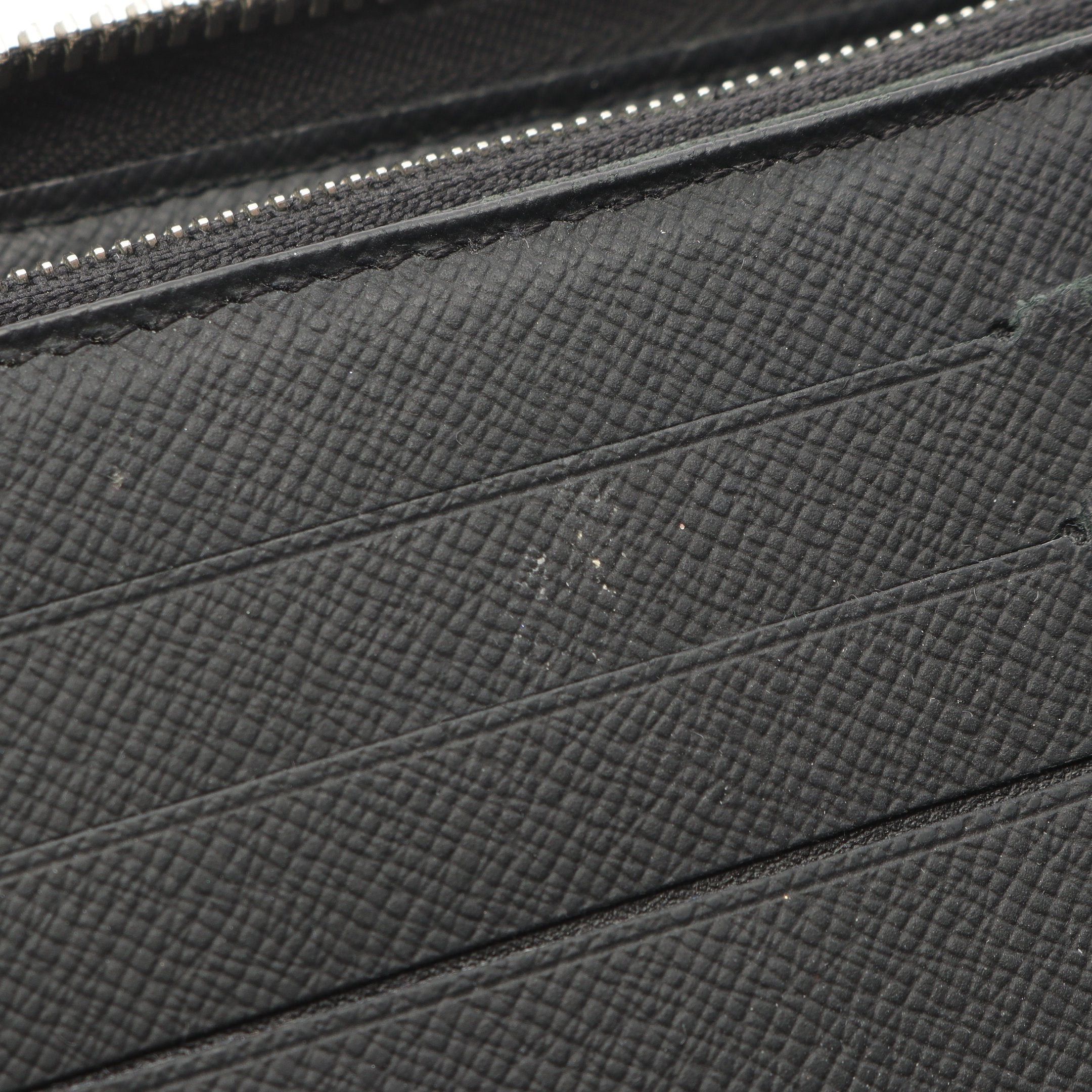 Louis Vuitton Louis Vuitton Zippy Organizer Nm Epi Noir Round Zipper Bifold Wallet Leather Black Size ONE SIZE - 7 Thumbnail