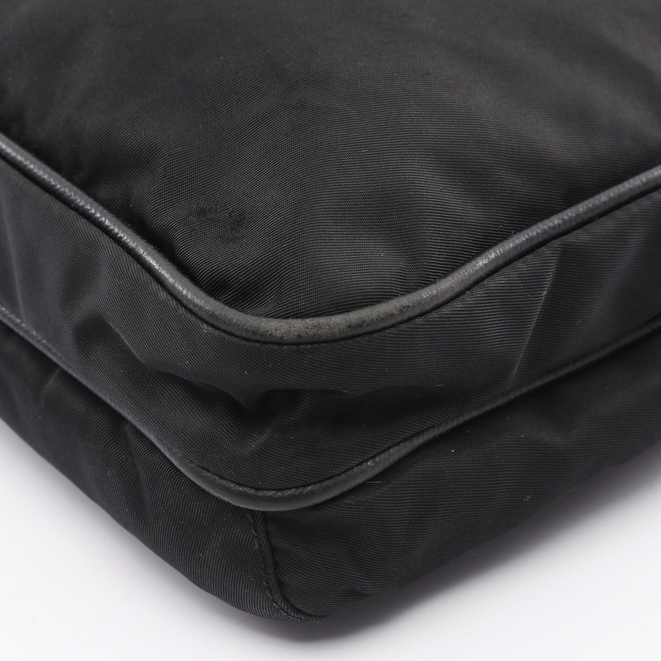 Prada Prada Shoulder Bag Nylon Saffiano Leather Black Size ONE SIZE - 5 Thumbnail
