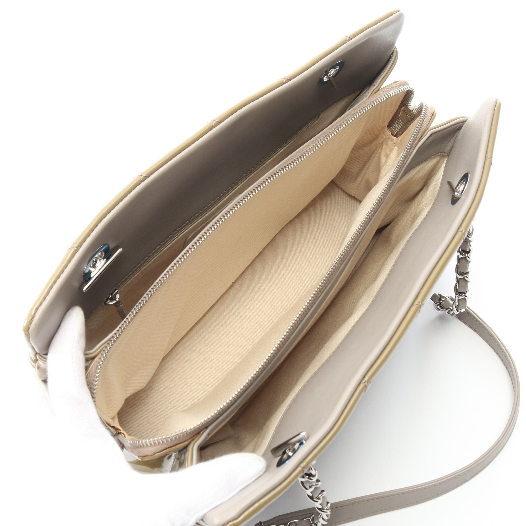 Chanel Chanel Matelasse Chain Shoulder Bag Tote Patent Leather Gray Beige Silver Hardware Size ONE SIZE - 3 Thumbnail