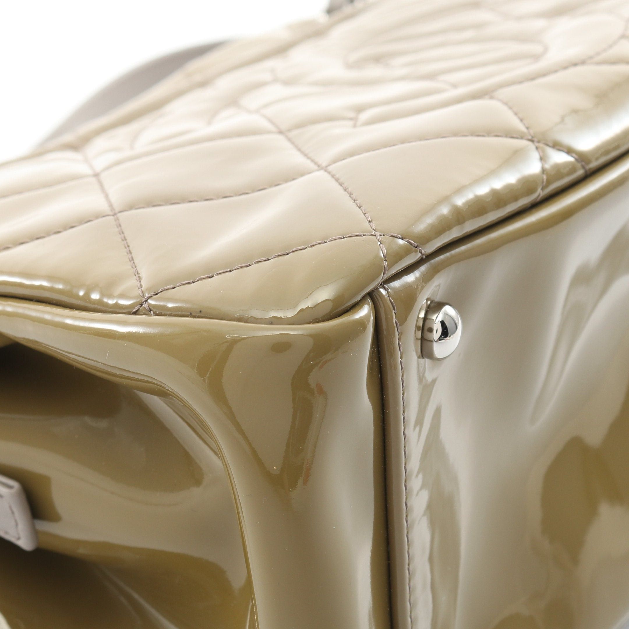Chanel Chanel Matelasse Chain Shoulder Bag Tote Patent Leather Gray Beige Silver Hardware Size ONE SIZE - 6 Thumbnail