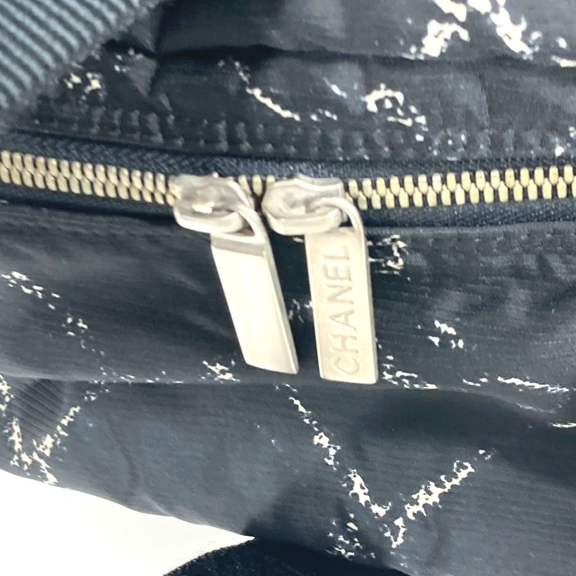 Chanel Chanel Travel line travel Size ONE SIZE - 8 Thumbnail