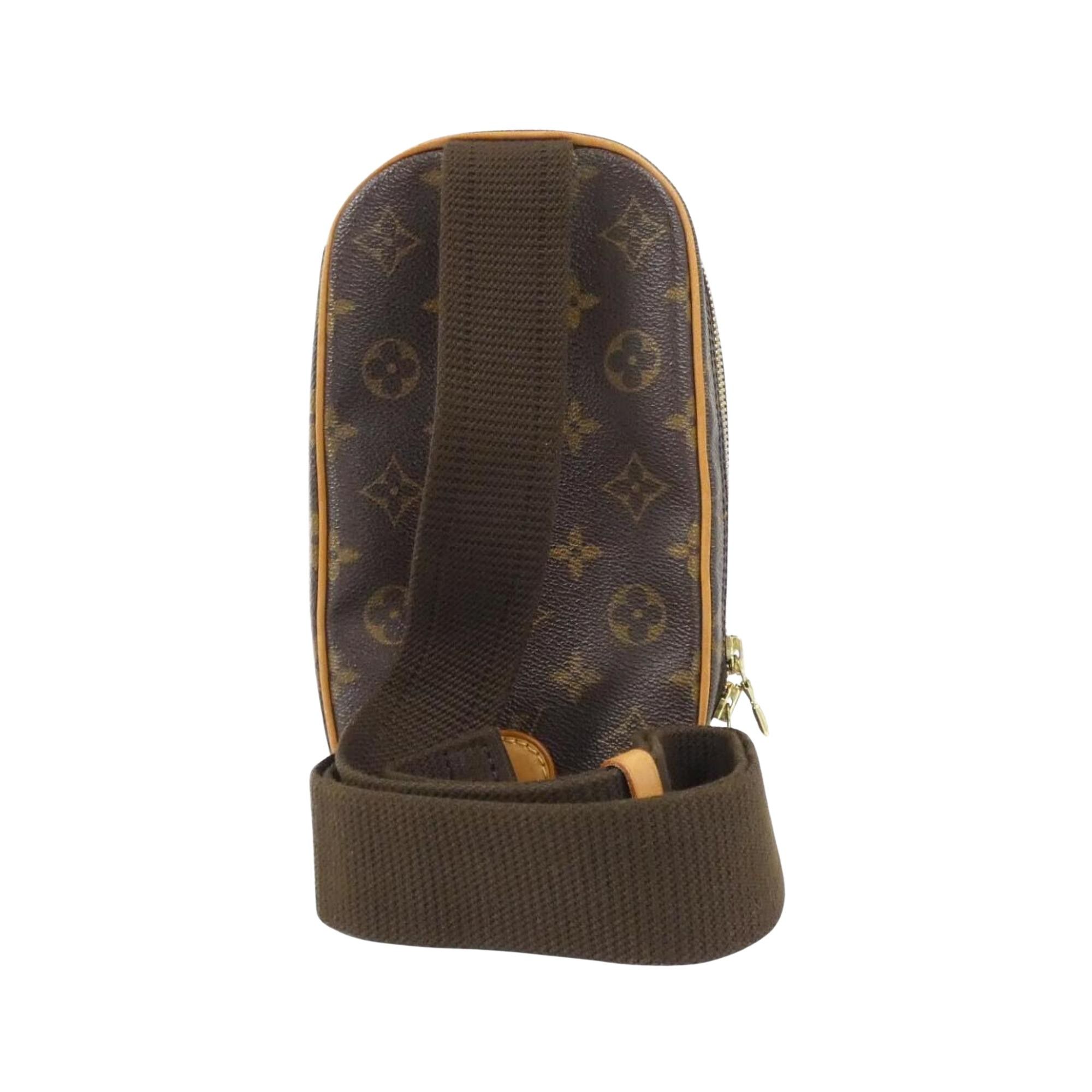Louis Vuitton Louis Vuitton Pochette gange clutch Size ONE SIZE - 2 Thumbnail